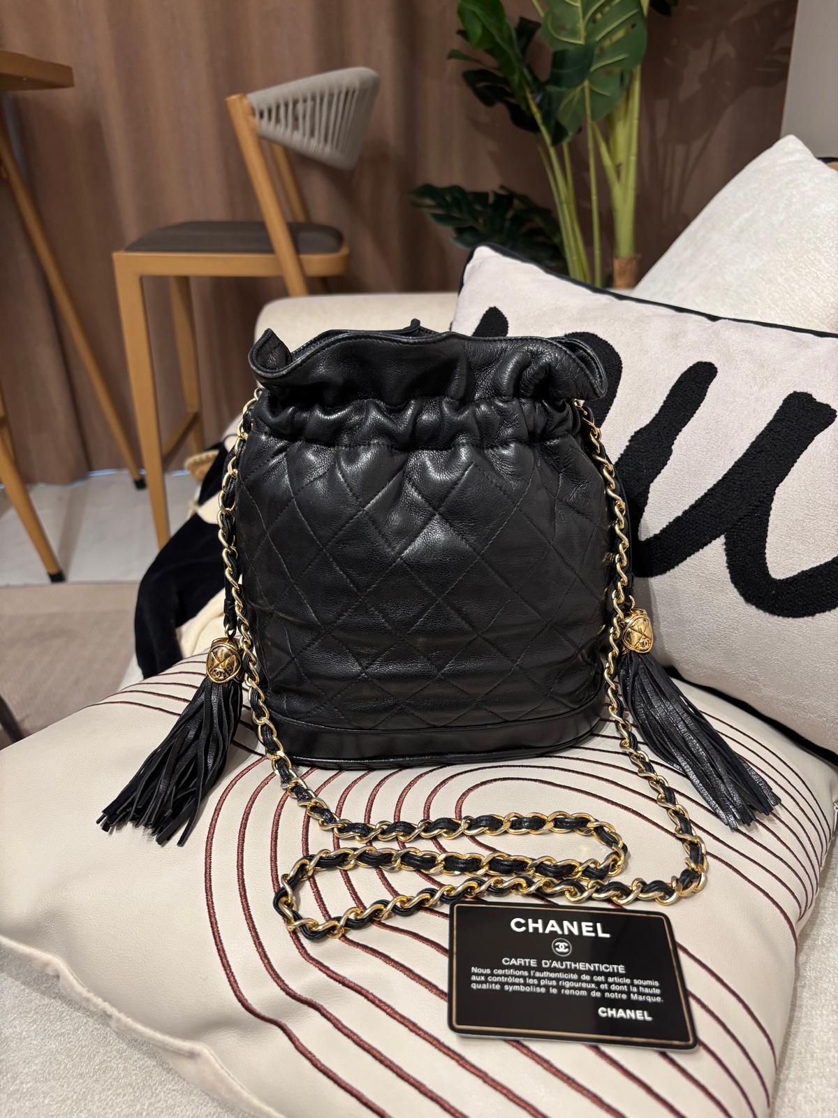 Chanel Vintage Bucket Bag 100%Authentic, 90%New✅Card