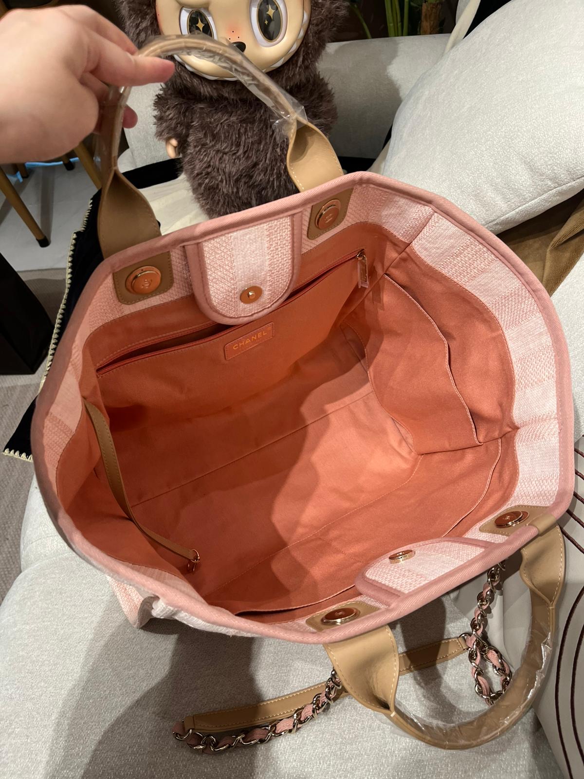 Chanel DEAUVILLE tote handle 100%Authentic,98%new ✅專門店收據✅29 card✅dust bag