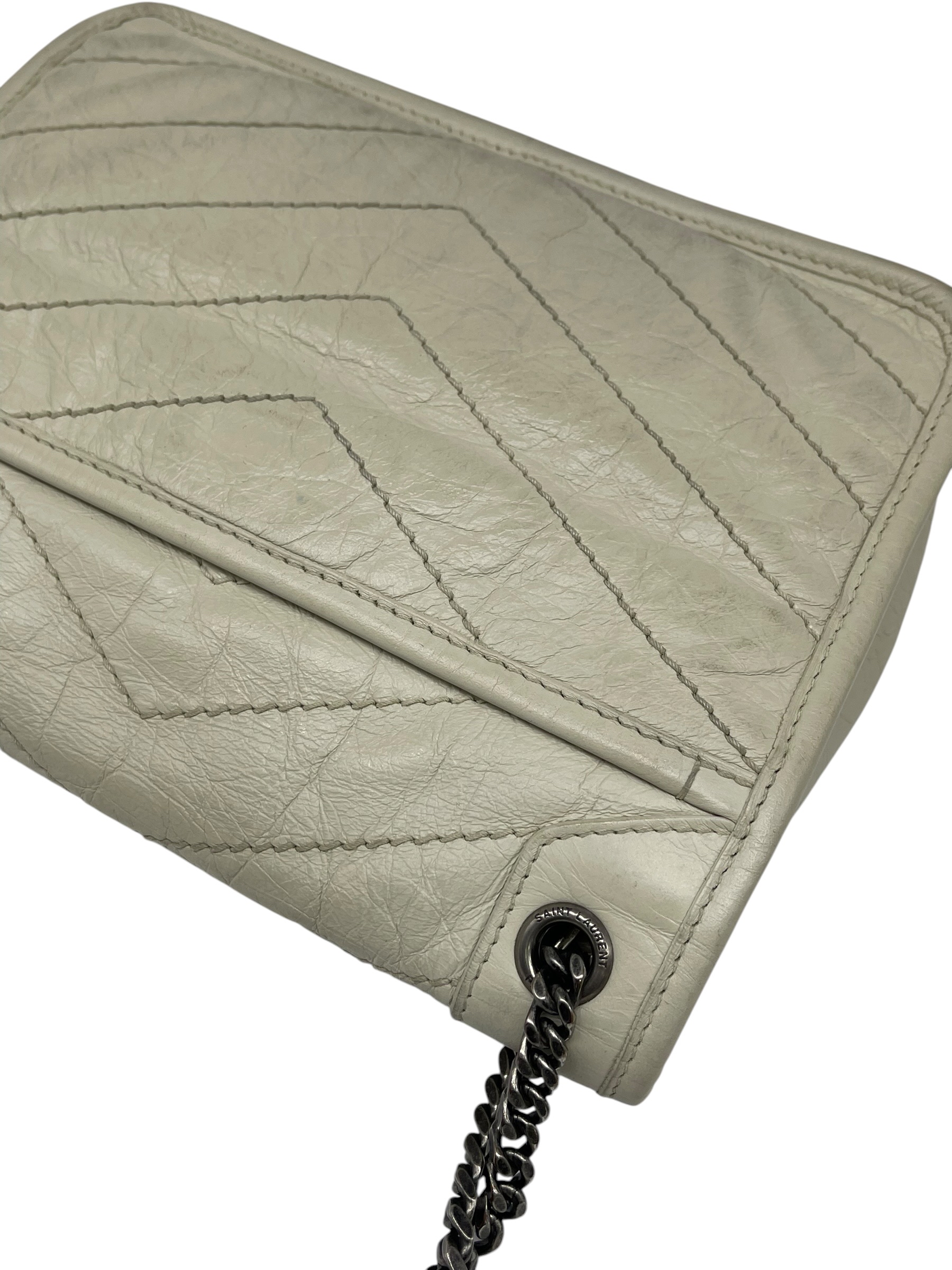 Pre-owned YSL NIKI WHITE / Product Code: 071404