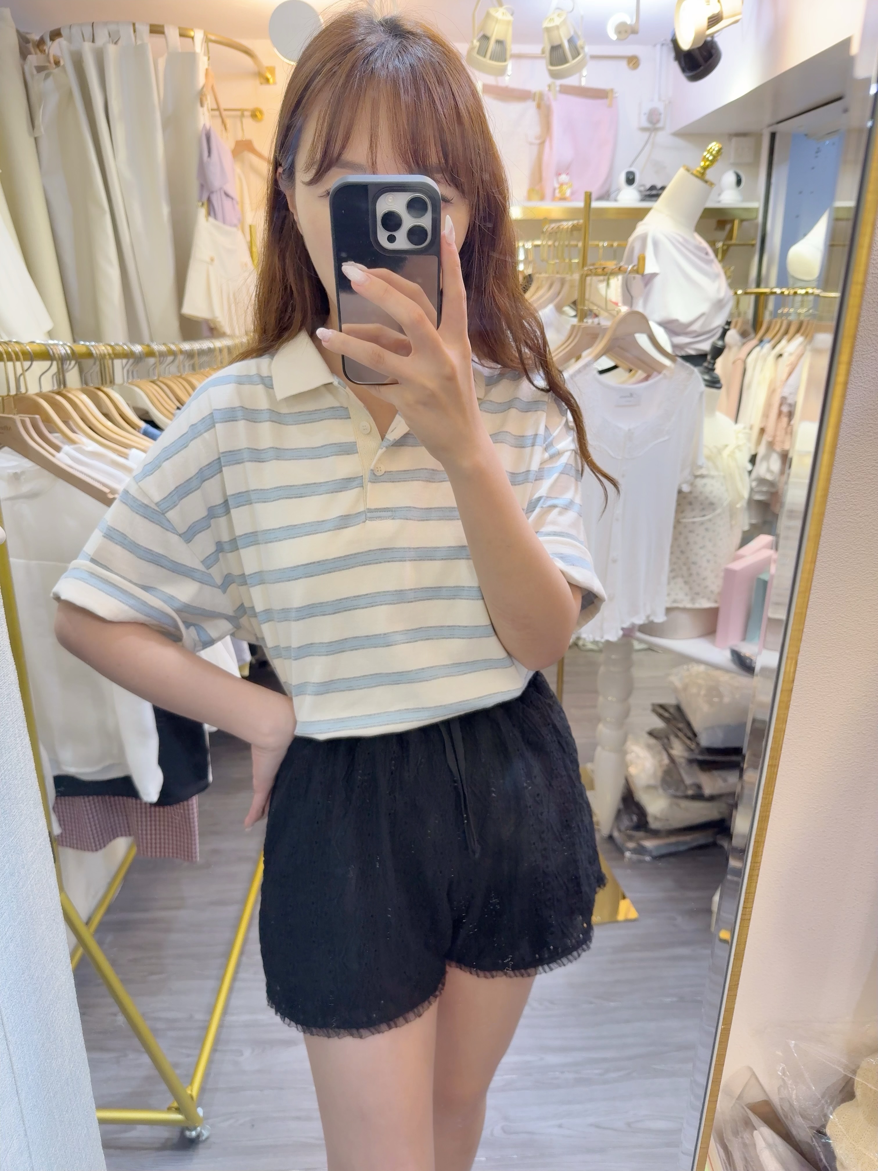 韓風橫間polo top🩷側小開叉～ 很輕易綁了一個蝴蝶結簡單tuck in 有得好似韓妹長身著又靚🩷下身褲絕對推薦👍🏻橡筋腰