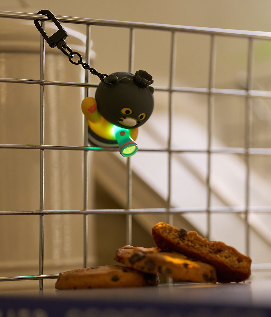 小偷春植 LED 鎖匙扣