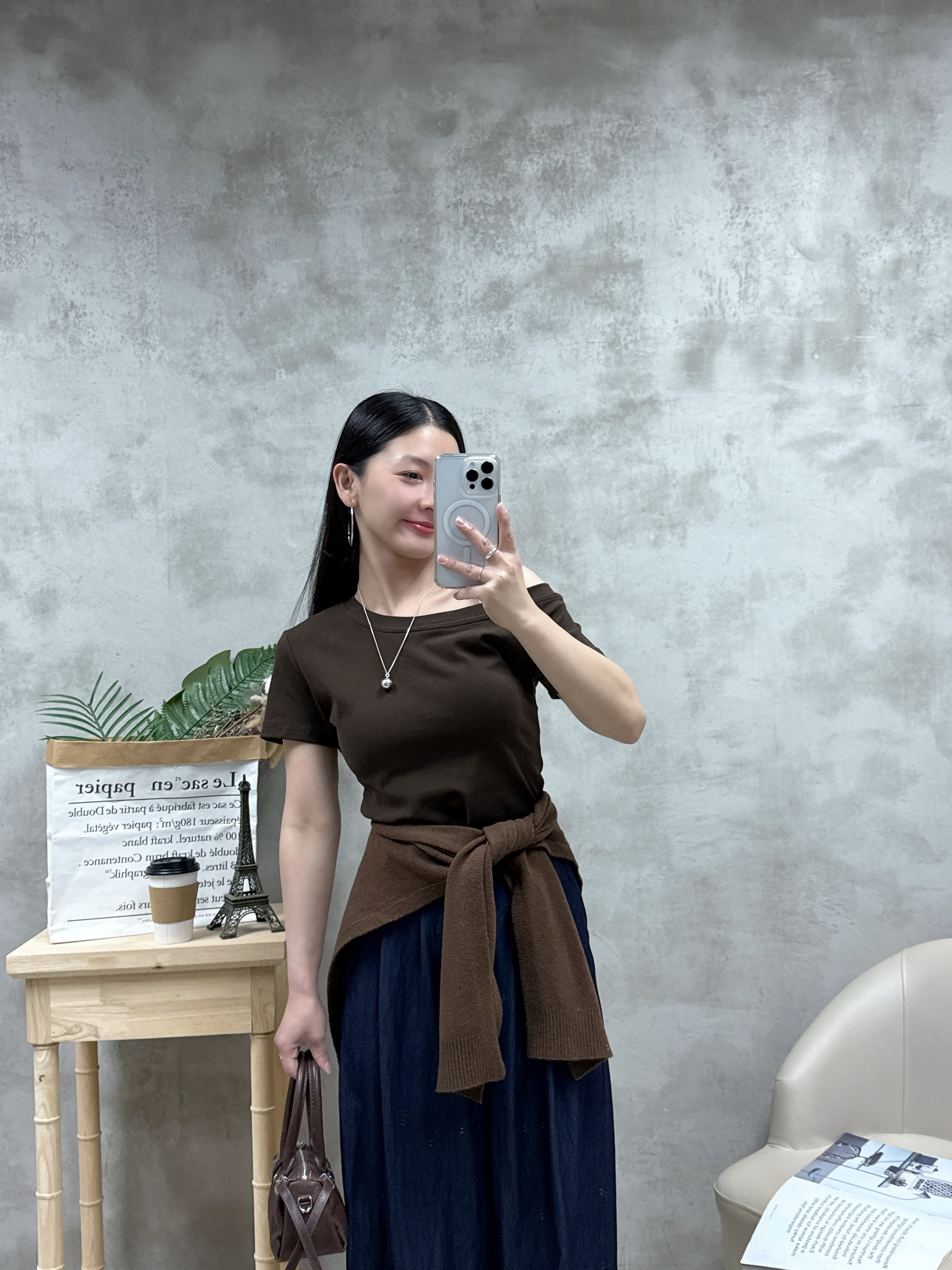 C10 恤衫棉打褶闊褲