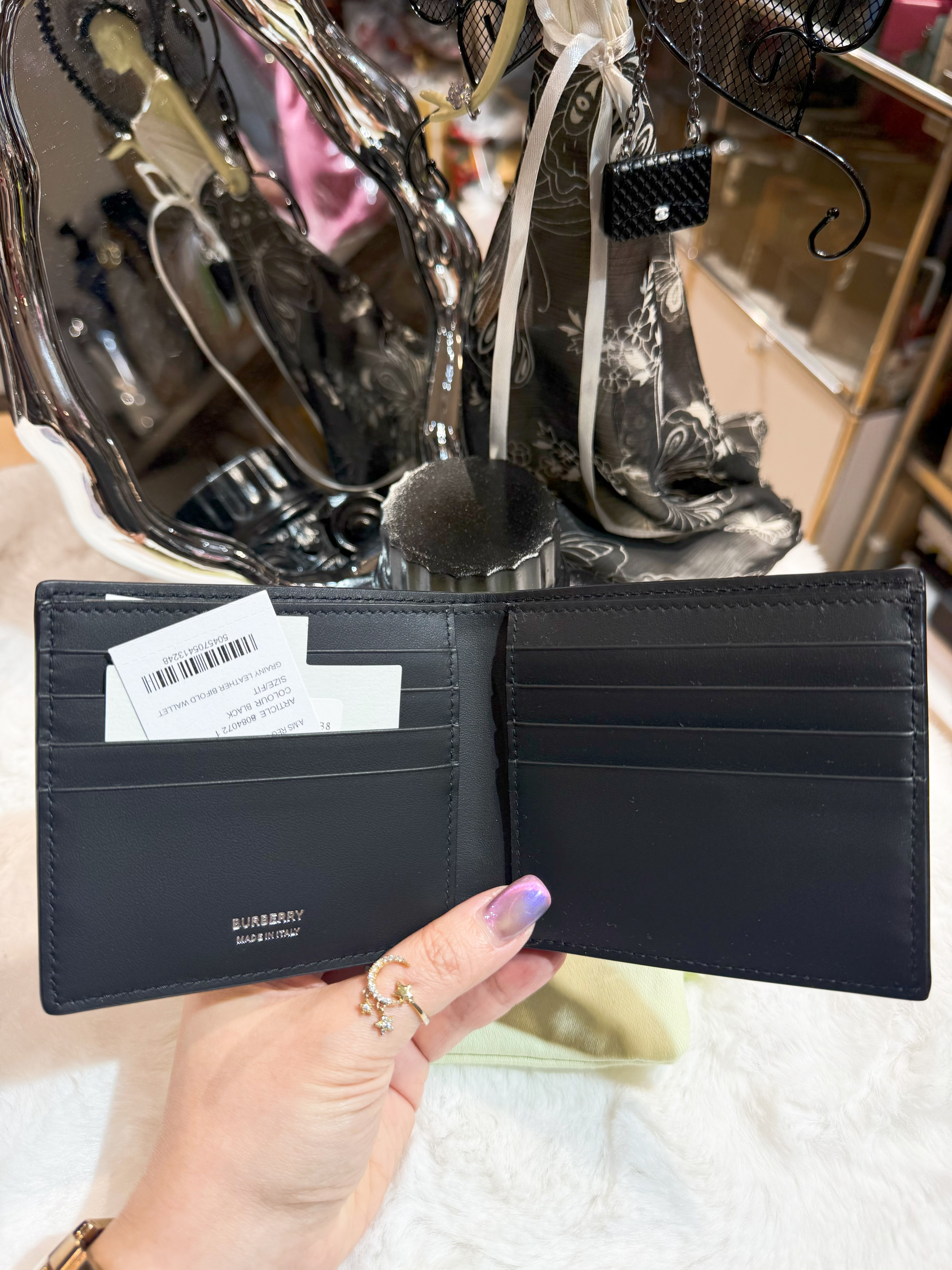 Burberry bi fold wallet 738/blk/S