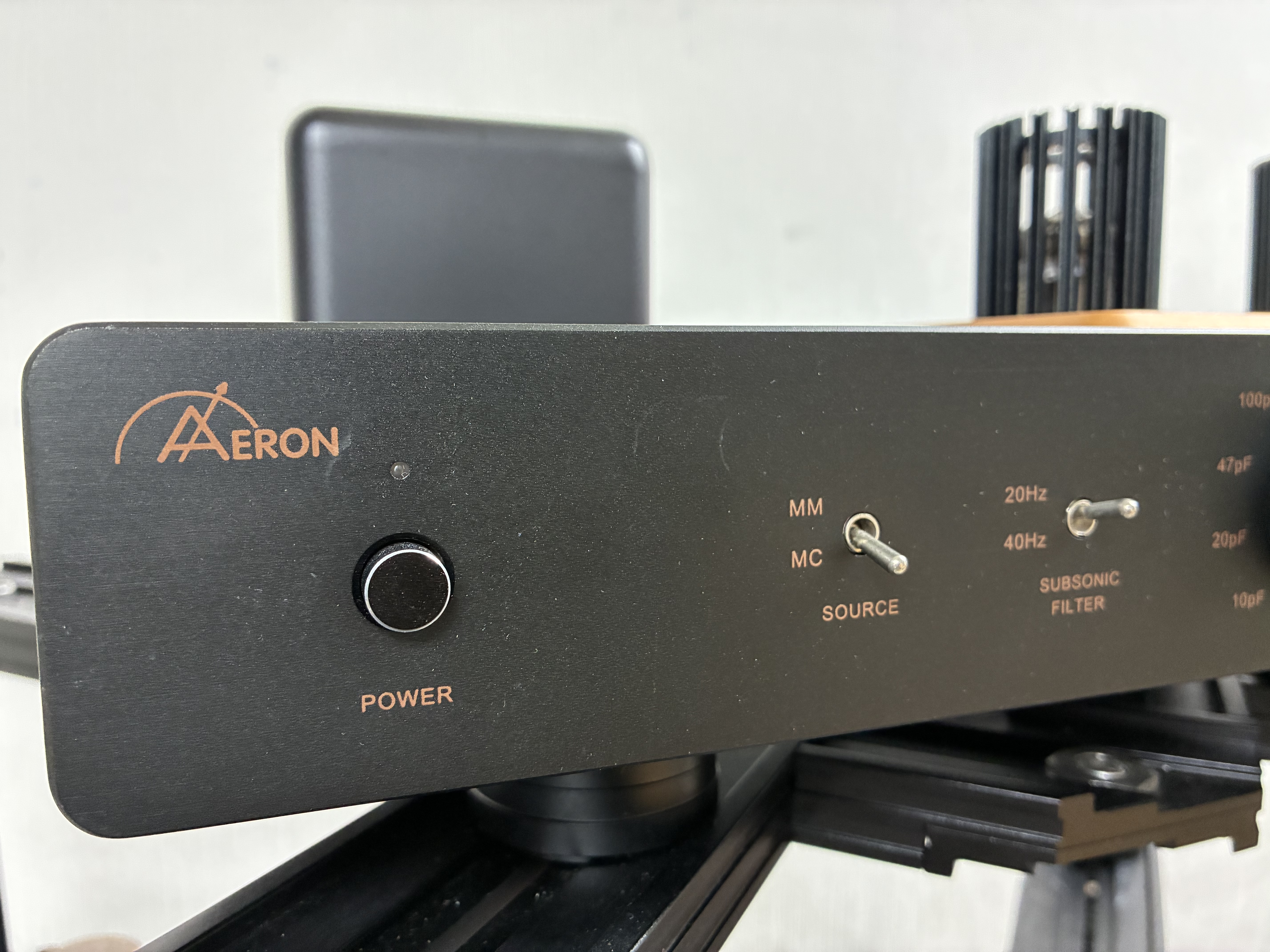Aeron LP-X1 Phono Amplifier (MM/MC)(使用品）