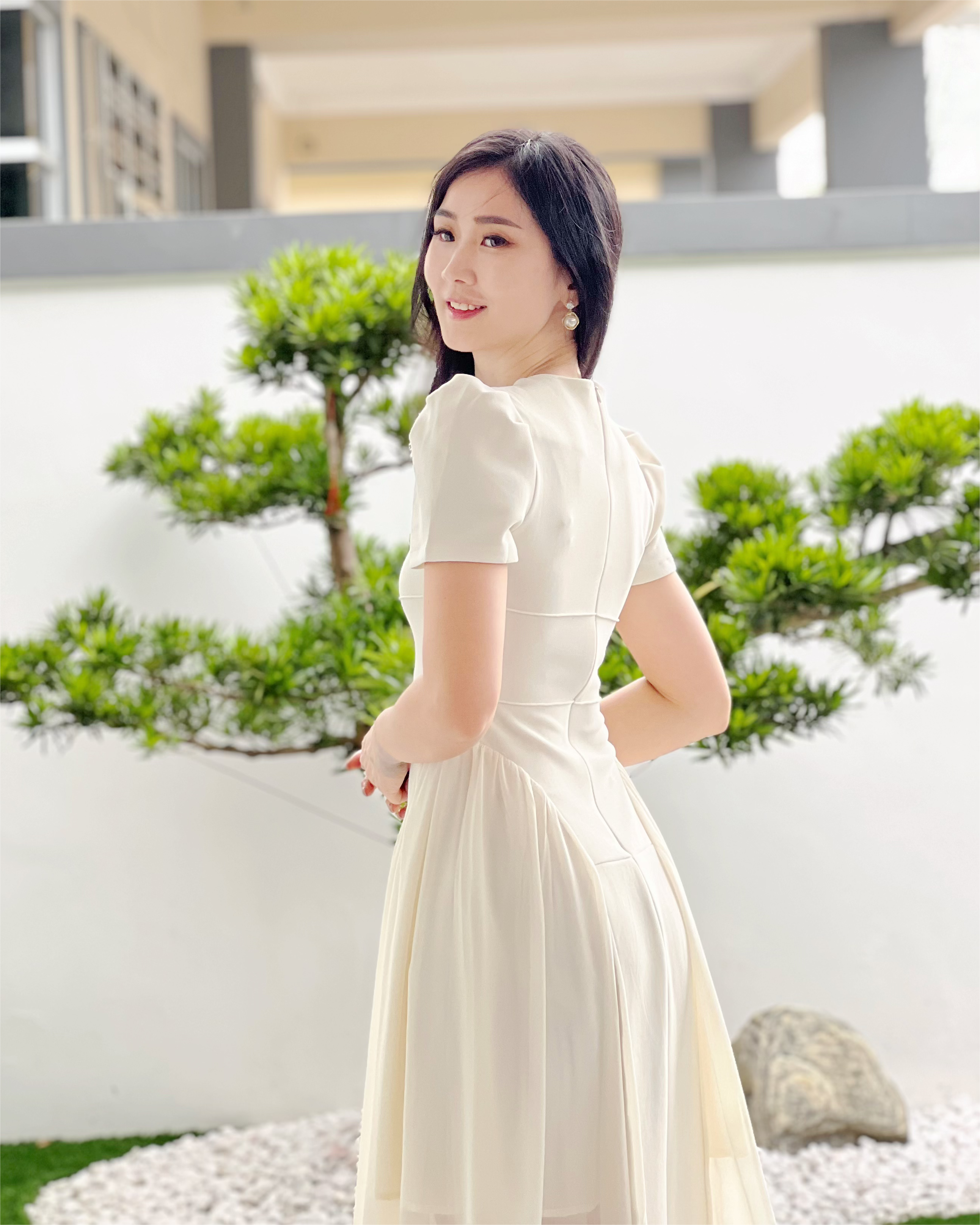 5052 Midnight Princess Silhouette Midi Dress -White Cream