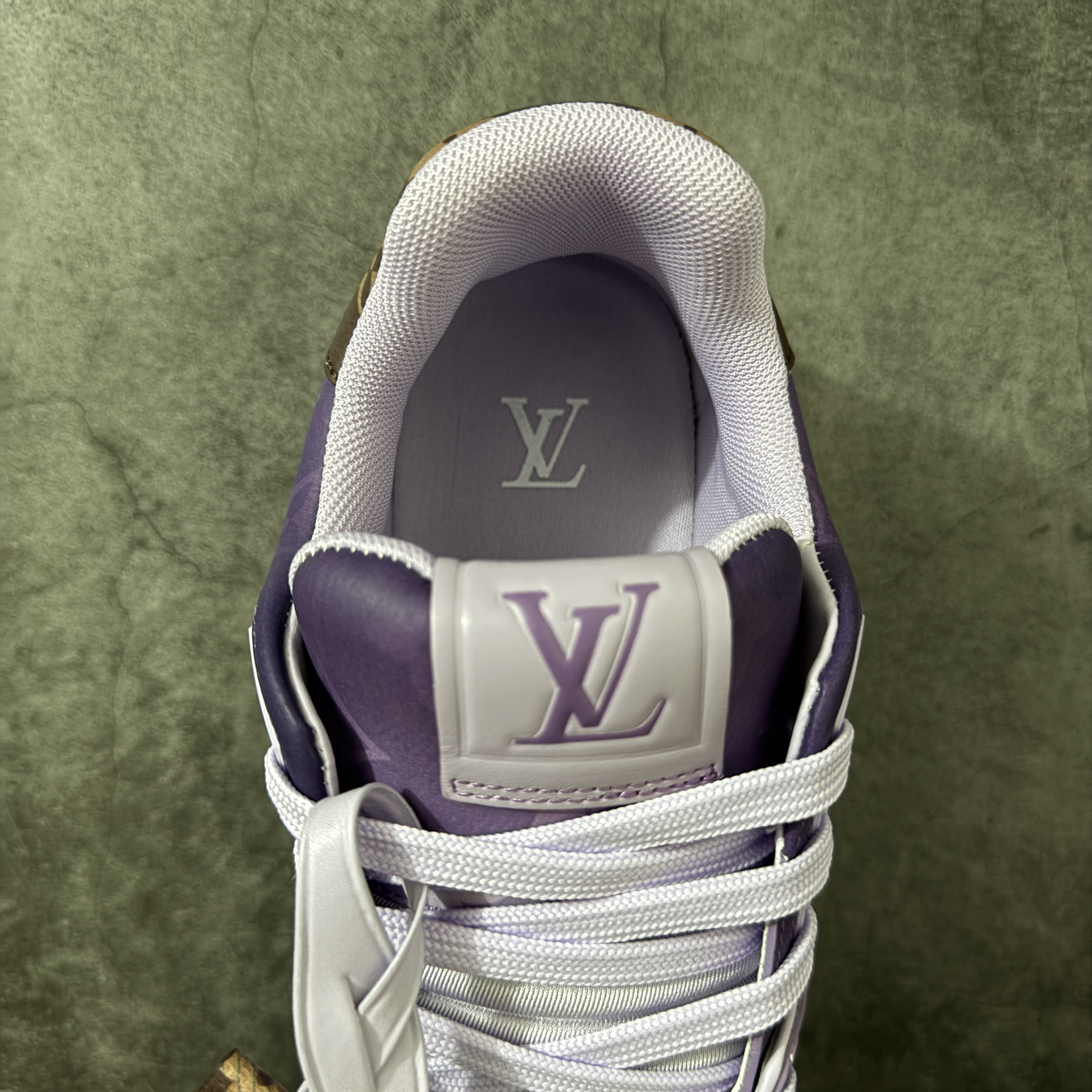  Louis Vuitton LV Trainer