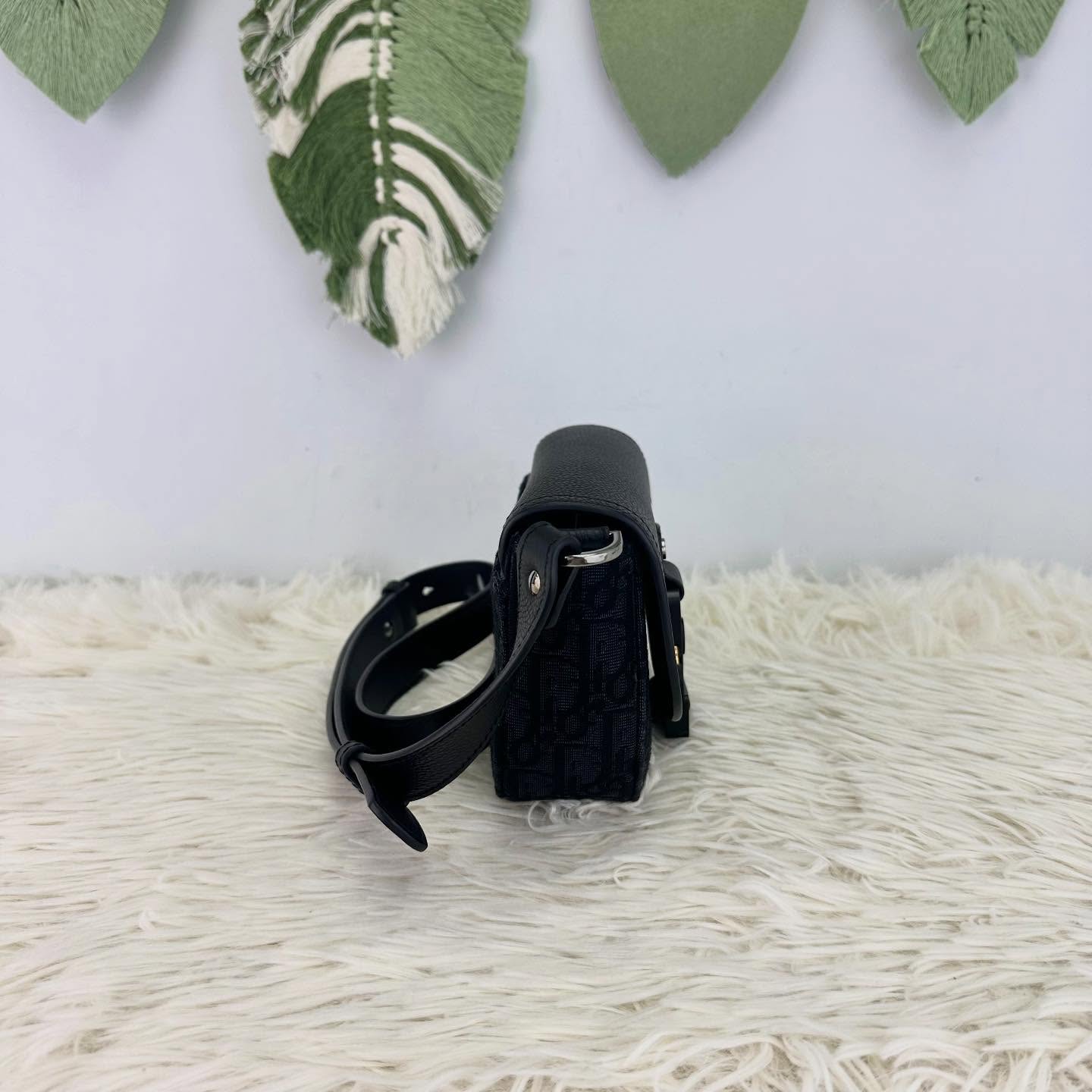 DIOR 🤍PRE OWNED Saddle 黑色老花郵差包 2025年 全套有單🖤