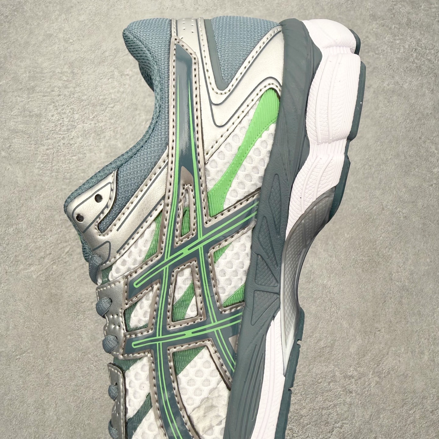 Asics Gel-Cumulus 16