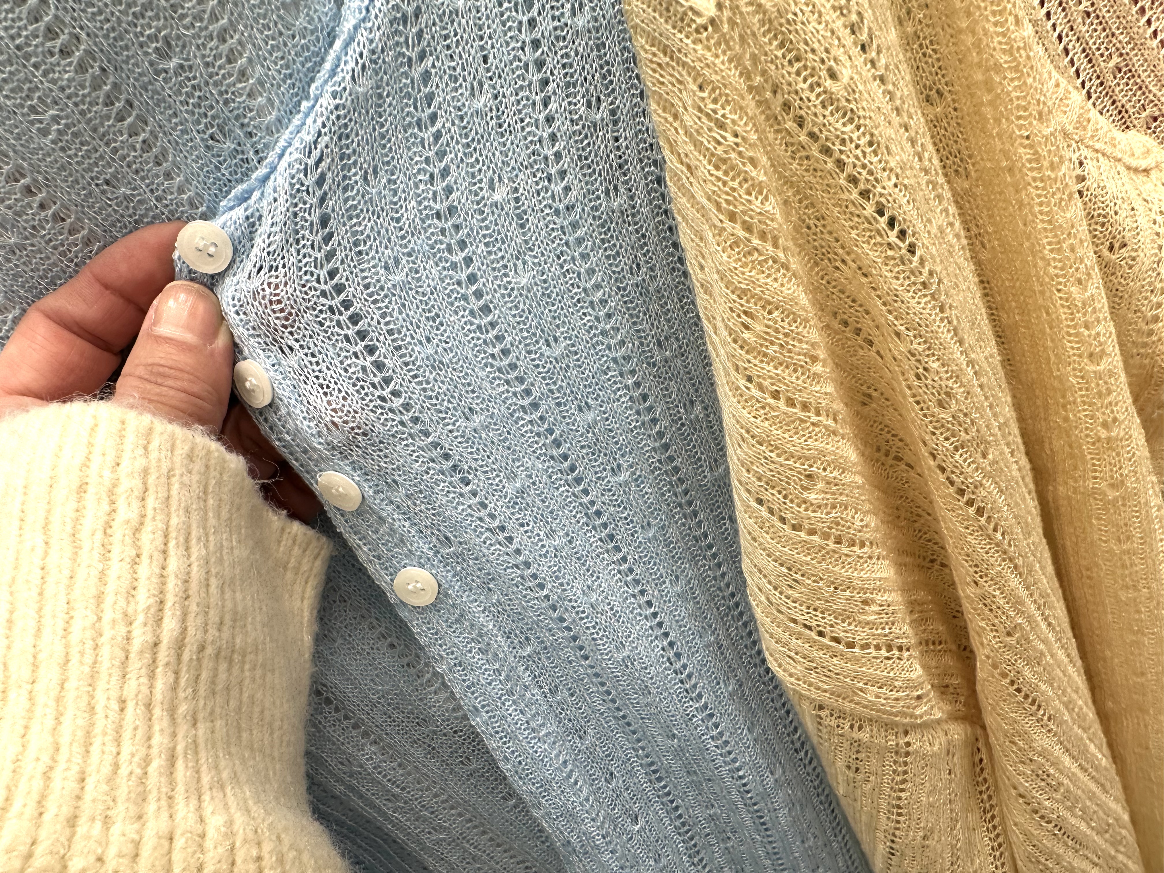 F28 勾花紋薄外套