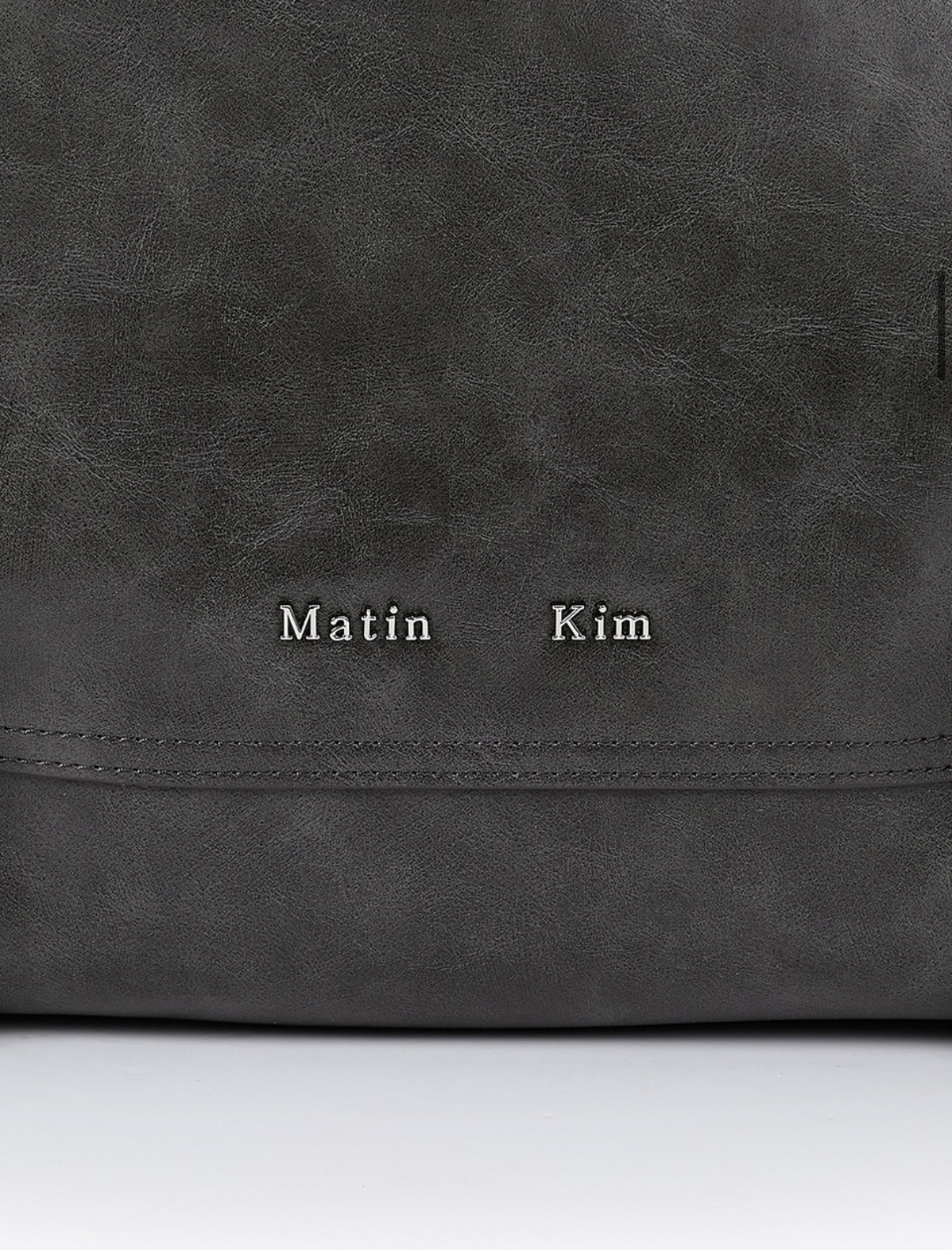 MATIN KIM特價場 RIVET POINT QUAD BIG SHOULDER BAG IN CHARCOAL