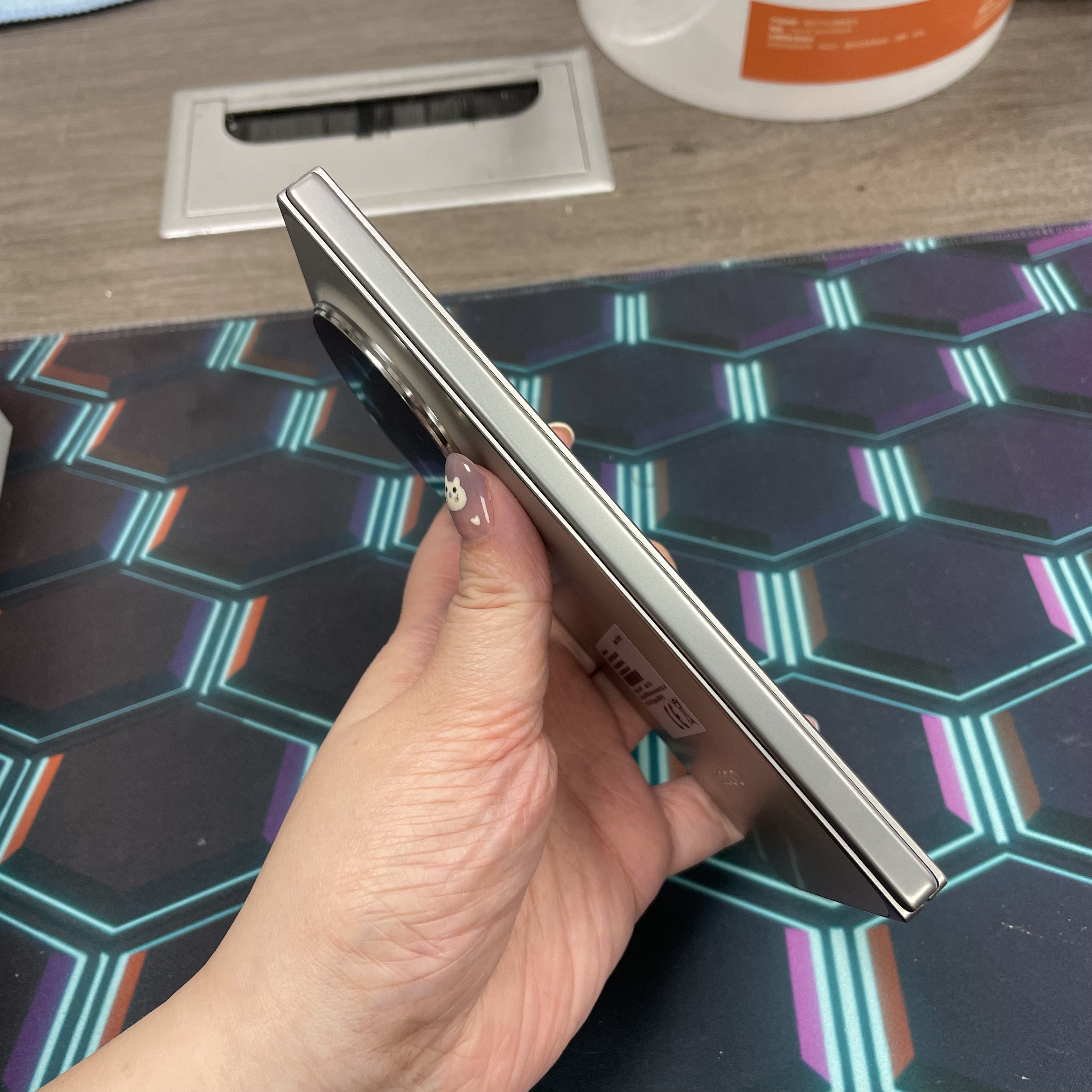 *6717 Oppo Find N6 完美機 16+512GB 灰色 gray