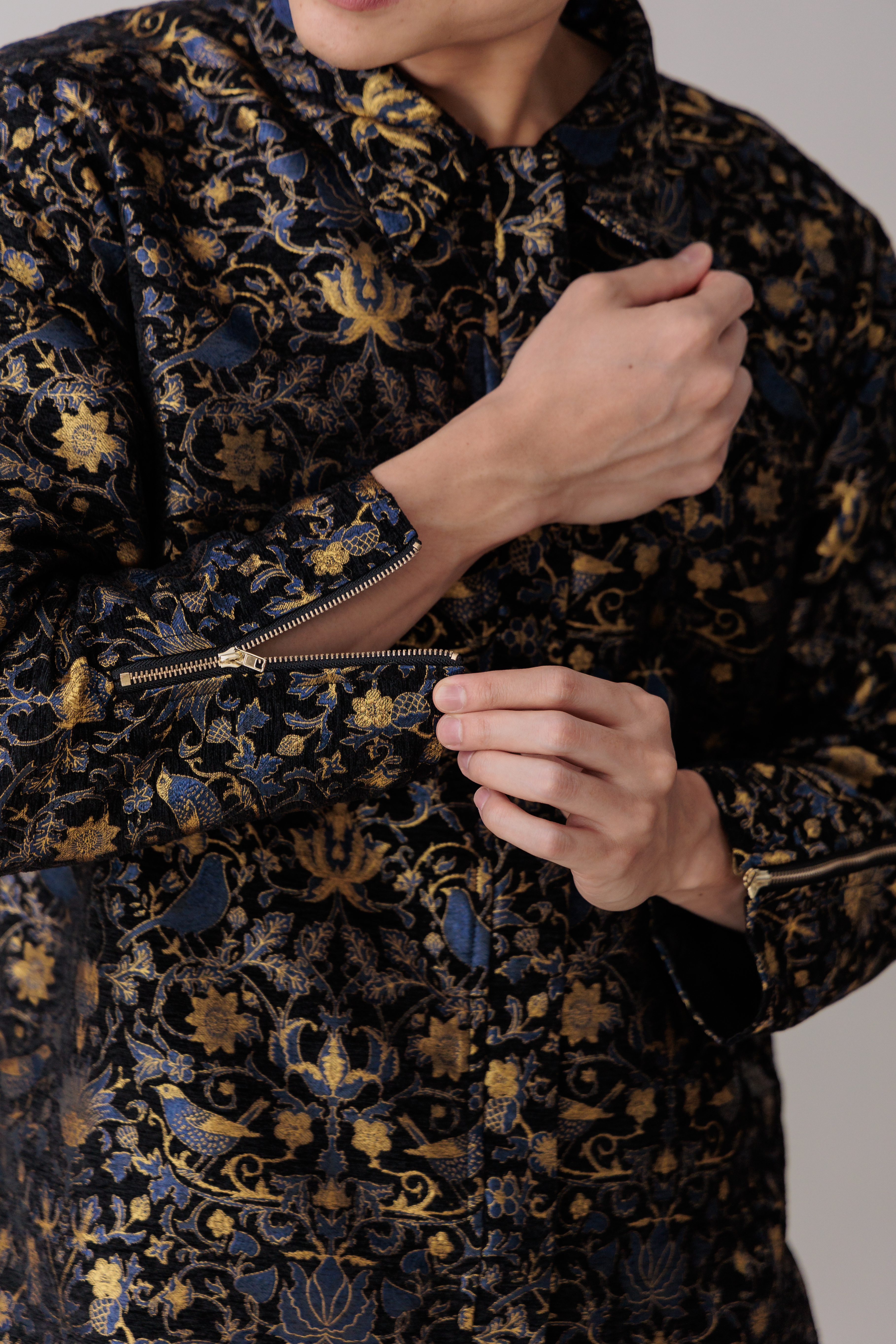【Pre- Order】Royal Tapestry Botanical Jacquard Shirt 鼎盛尊华 IW009