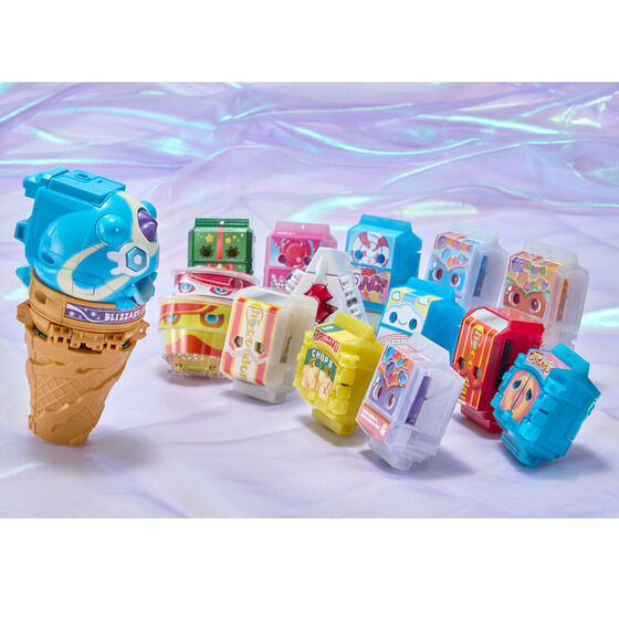 (預訂訂金 $100) (總價 $330) (魂限) Bandai 幪面超人加芙 DX 會說話的菓子獸 冰暴雪葩 (行版)