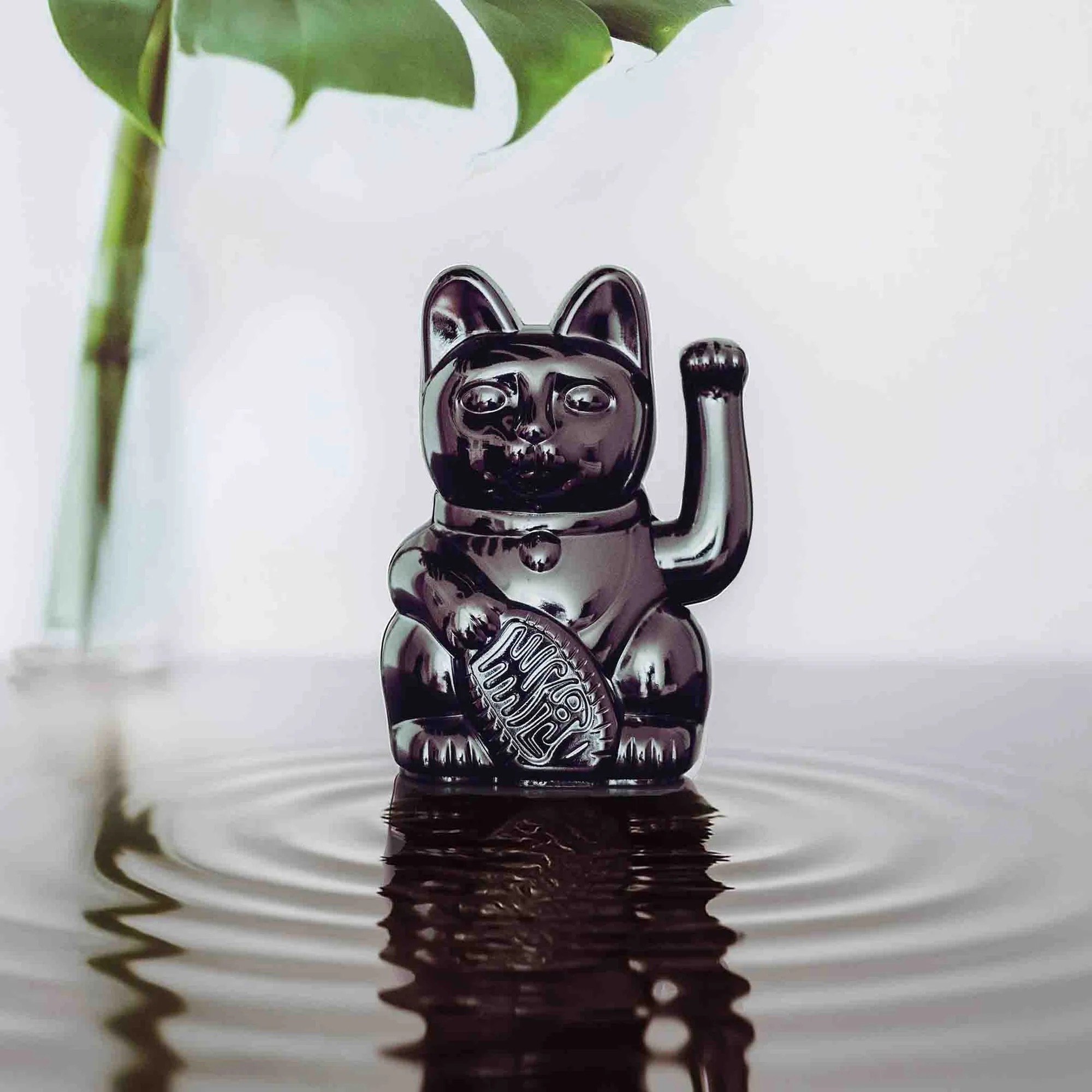 📦訂購 Donkey Products SHINY BLACK MINI "BASIRA" Lucky Cat 招財貓
