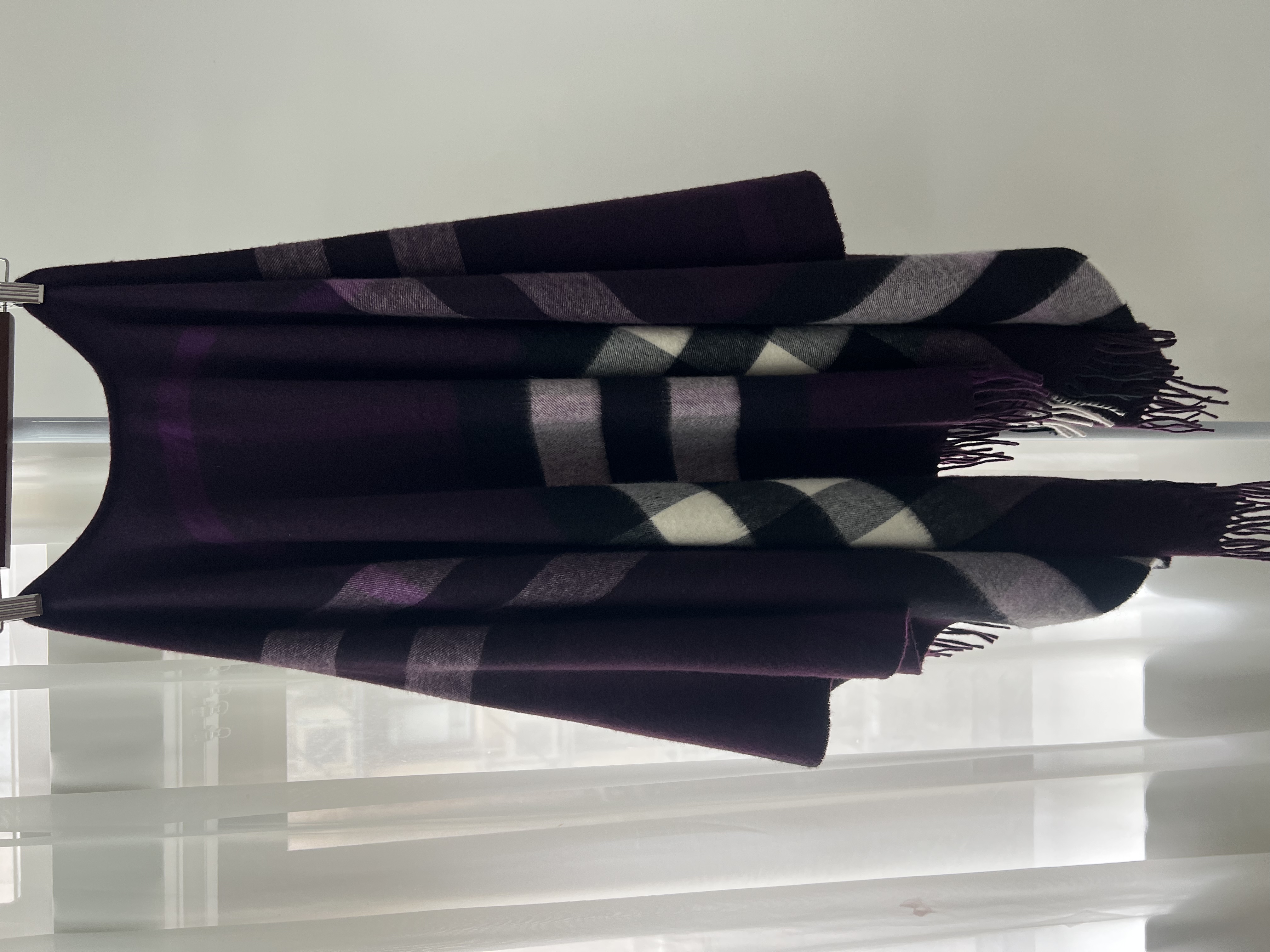 Pre-owned Burberry Wool Shawl / Product Code: 206050802