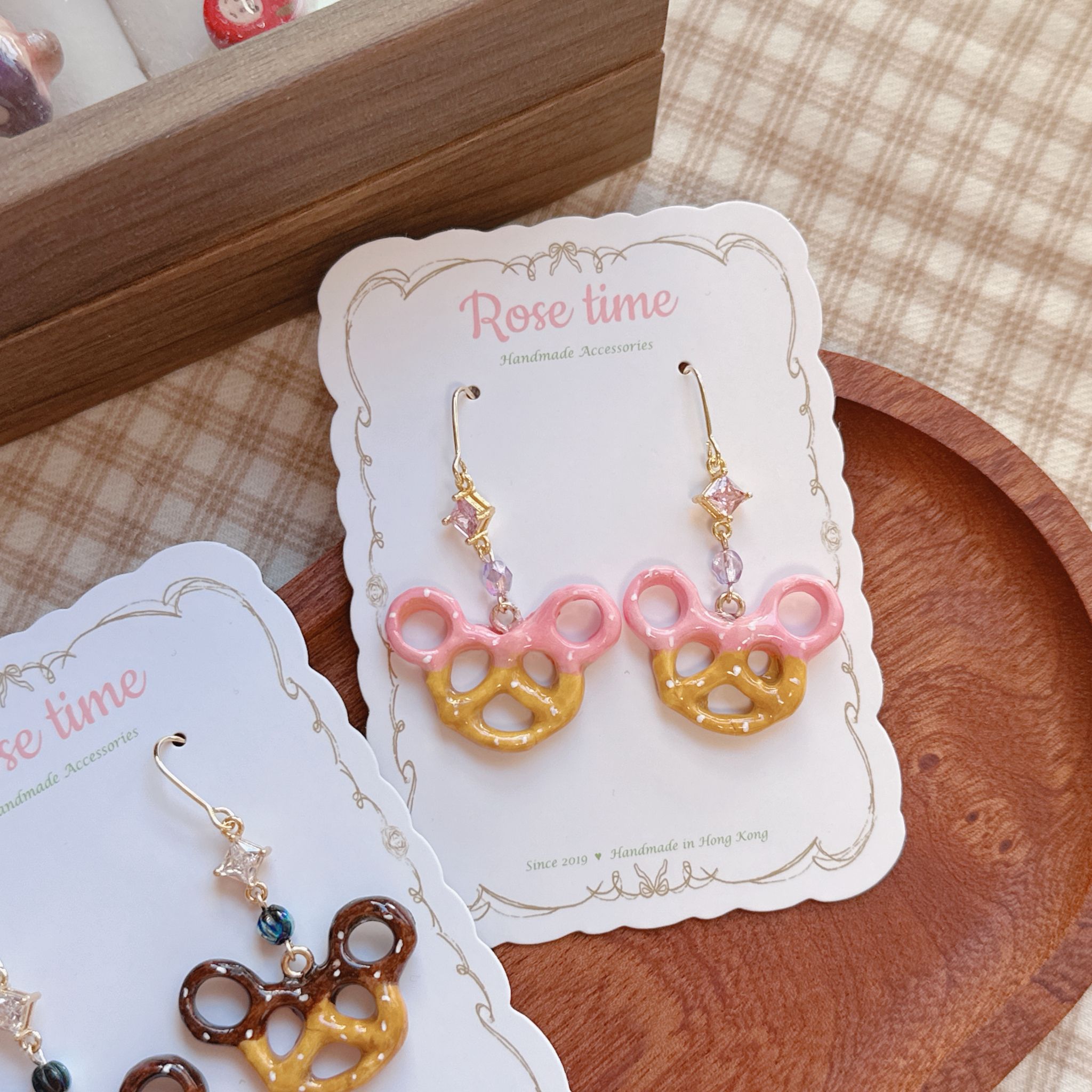 手繪米奇Prezel耳環 兩色入