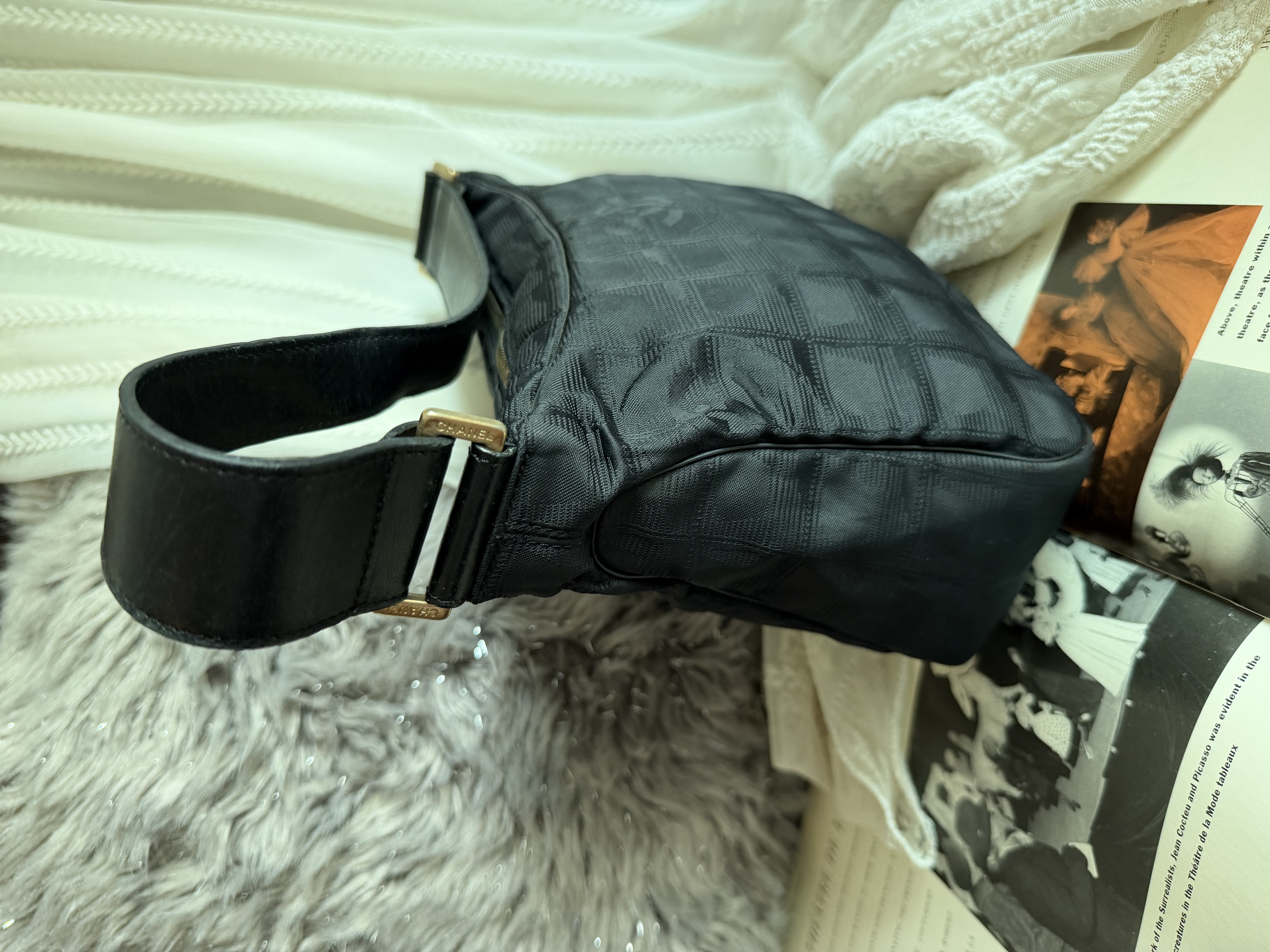 vintage chanel black jacqurd shoulder bag / pochette 