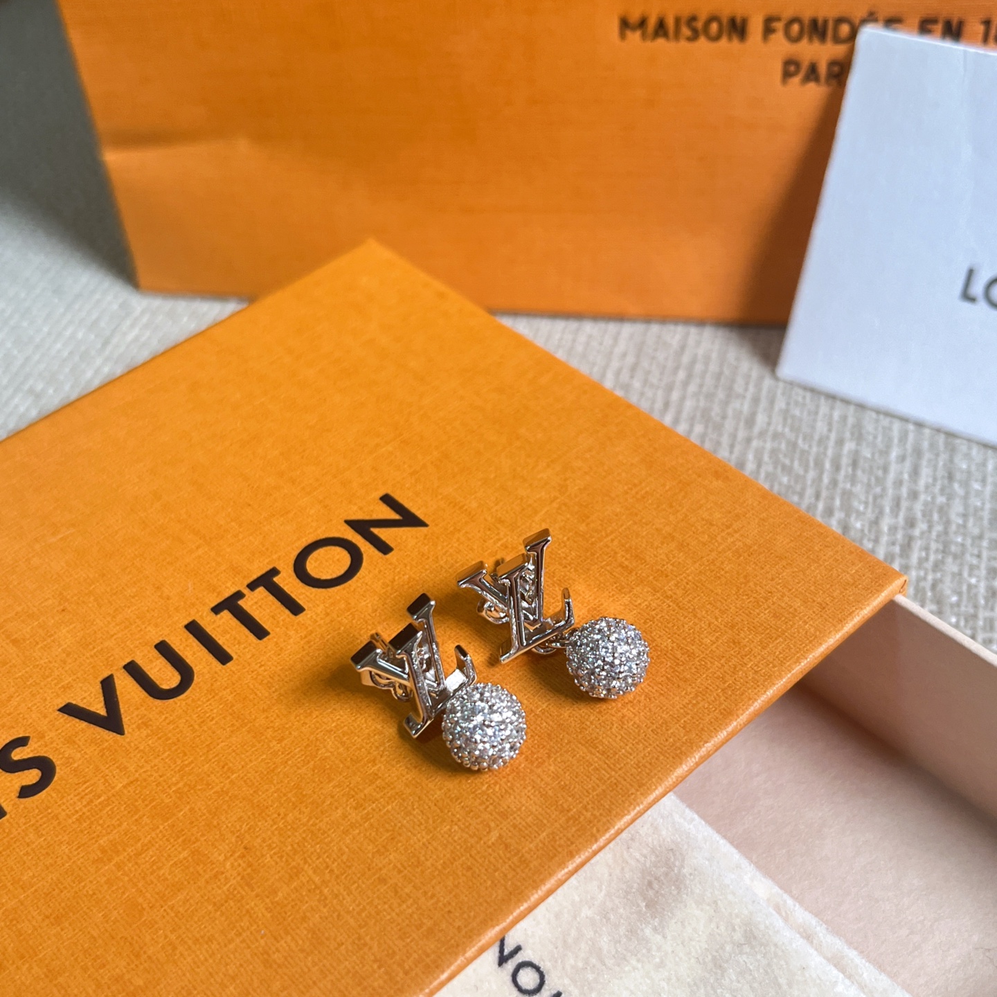 LV Iconic Louisa Strass 耳環 連禮盒