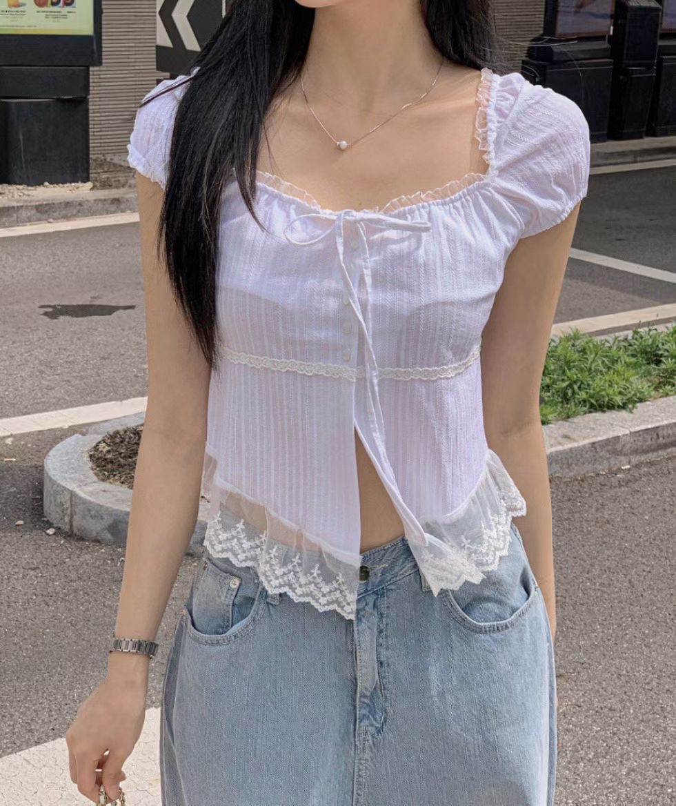 韓國高質娃娃就蕾絲邊邊外撘Top