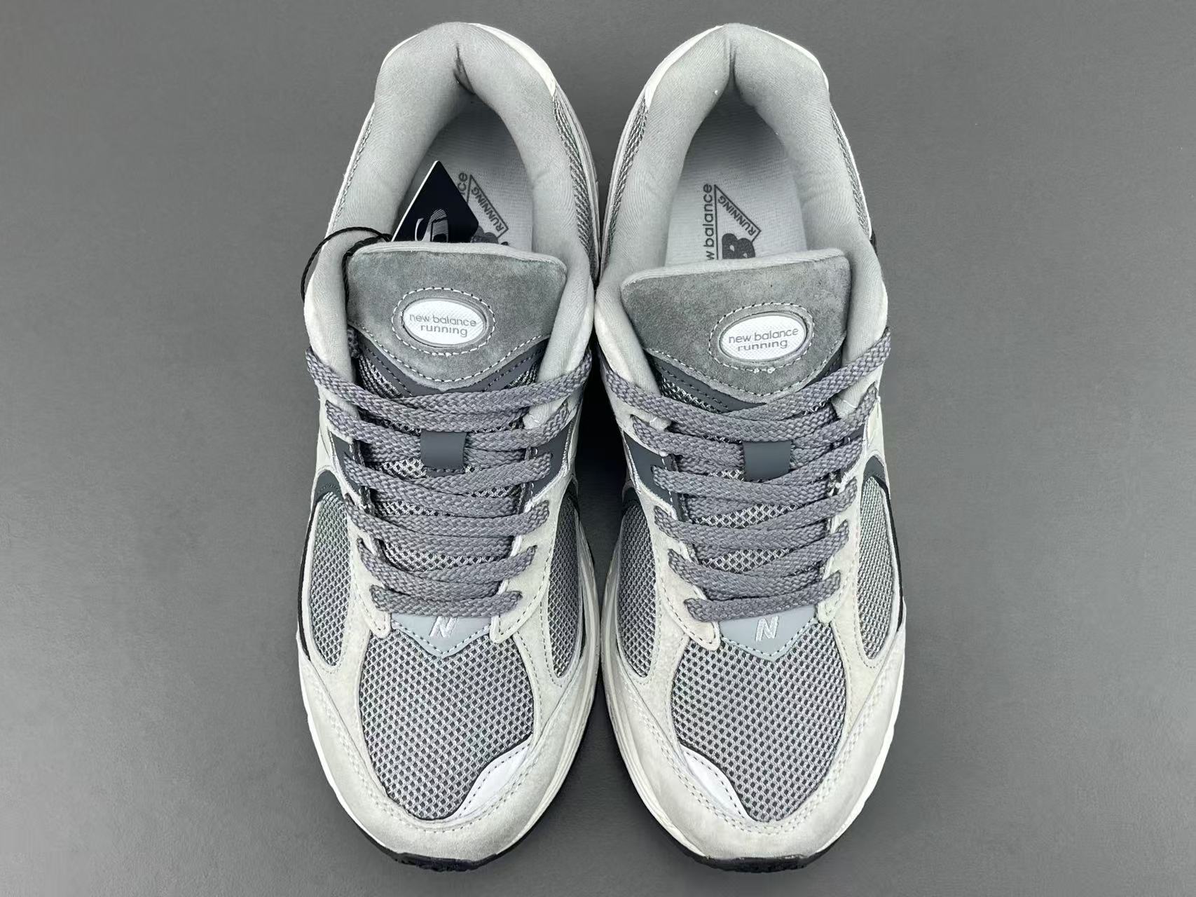 New Balance 2002R ML2002RST