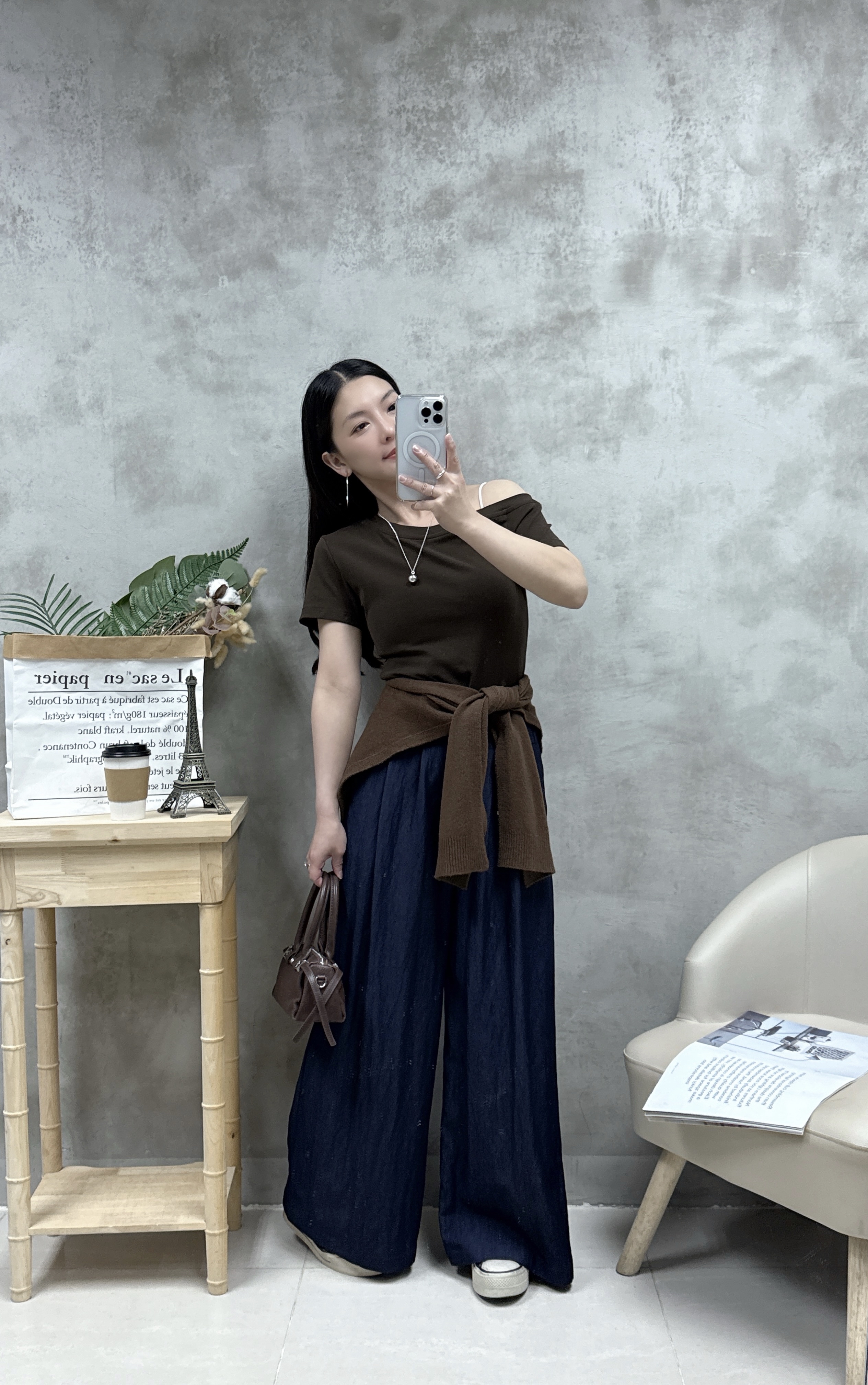 C10 恤衫棉打褶闊褲