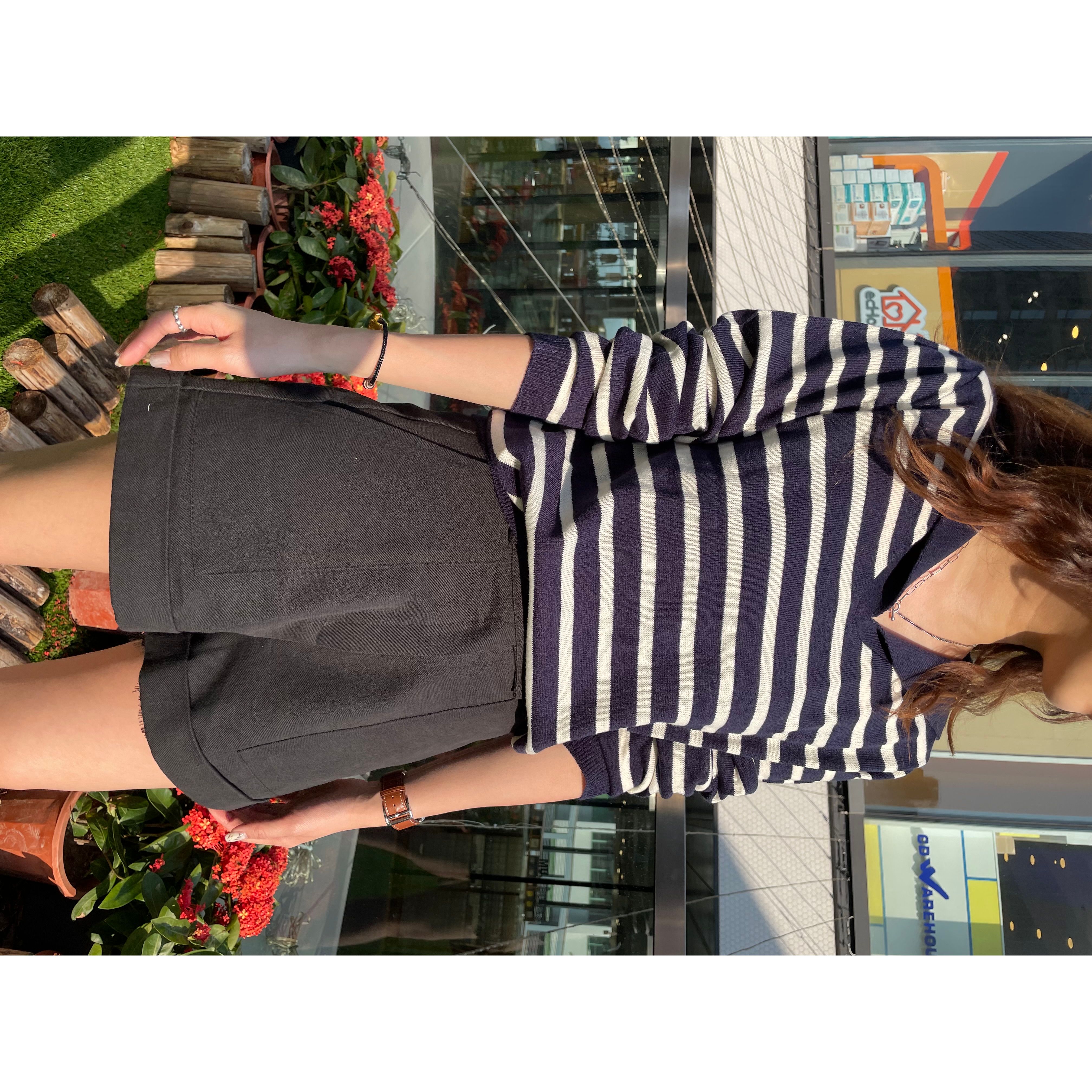 間條反領薄針織