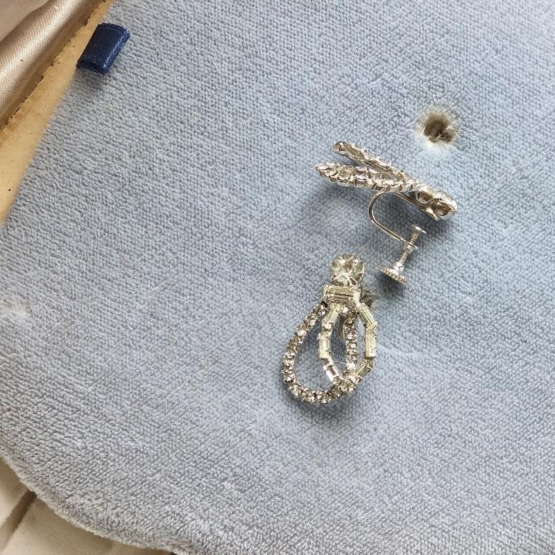 C.a. 1950s Phyllis Original Double Leaf Crystal Necklace and Earrings Set in Original Velvet Box (MT1732)
