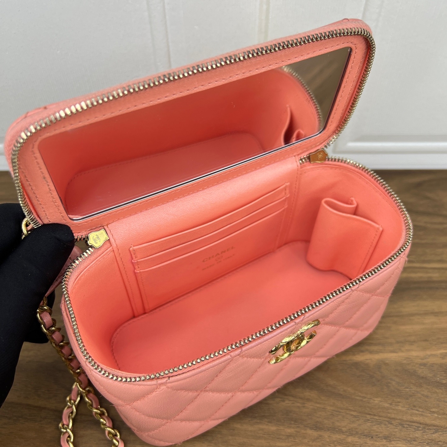 【預訂貨品】Chanel 淺橙色化妝盒