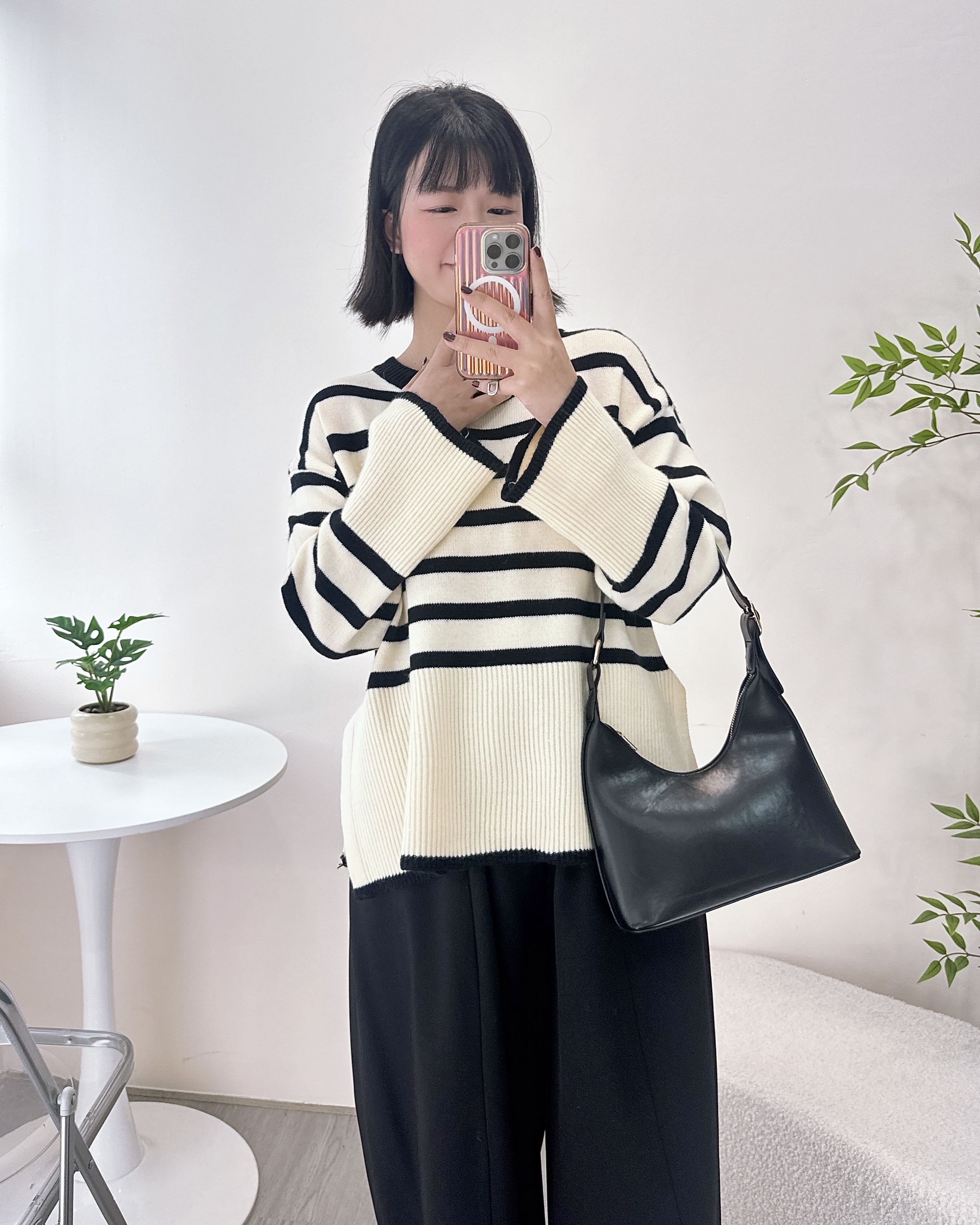 喇叭袖針織開叉上衣 2色