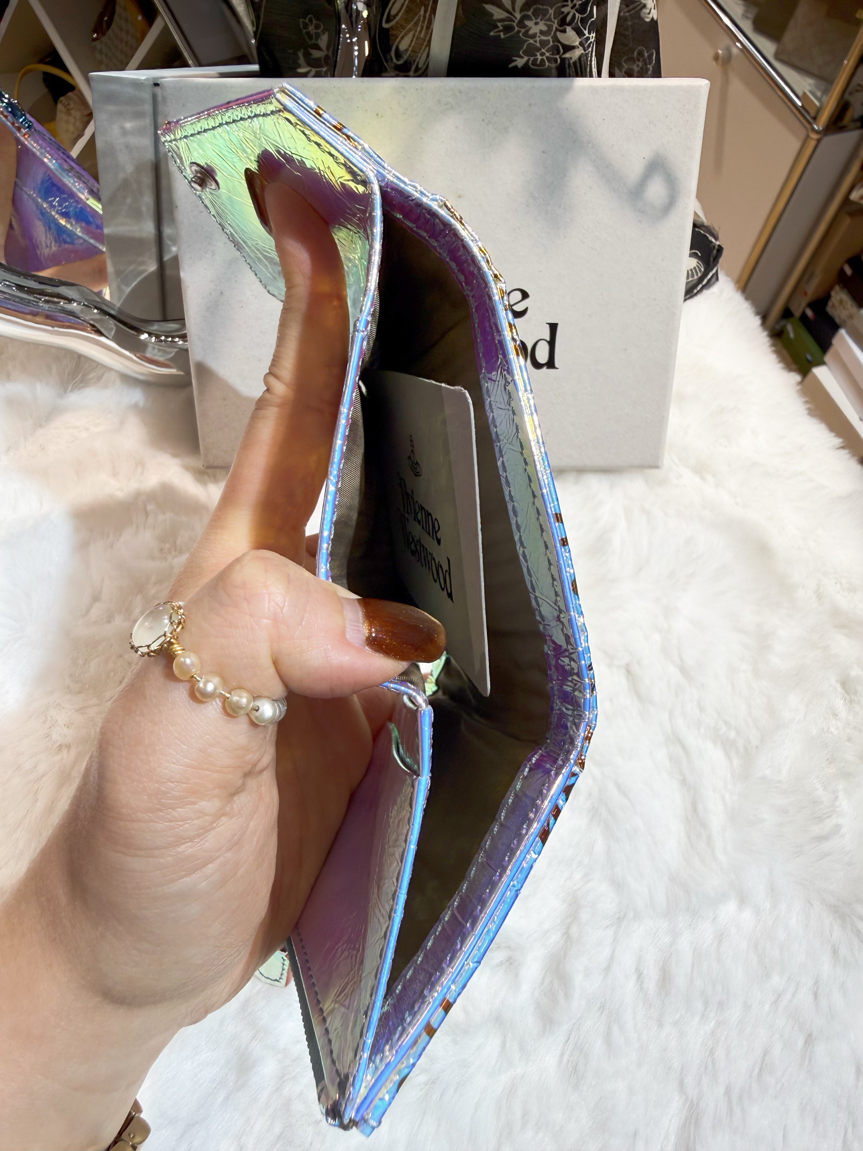 VW envelope wallet laser blue