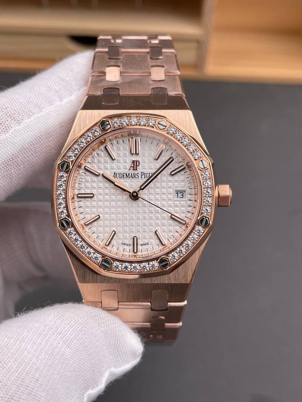 🚀皇家橡树 77351钻圈白盘女表/34mm/9015机💯