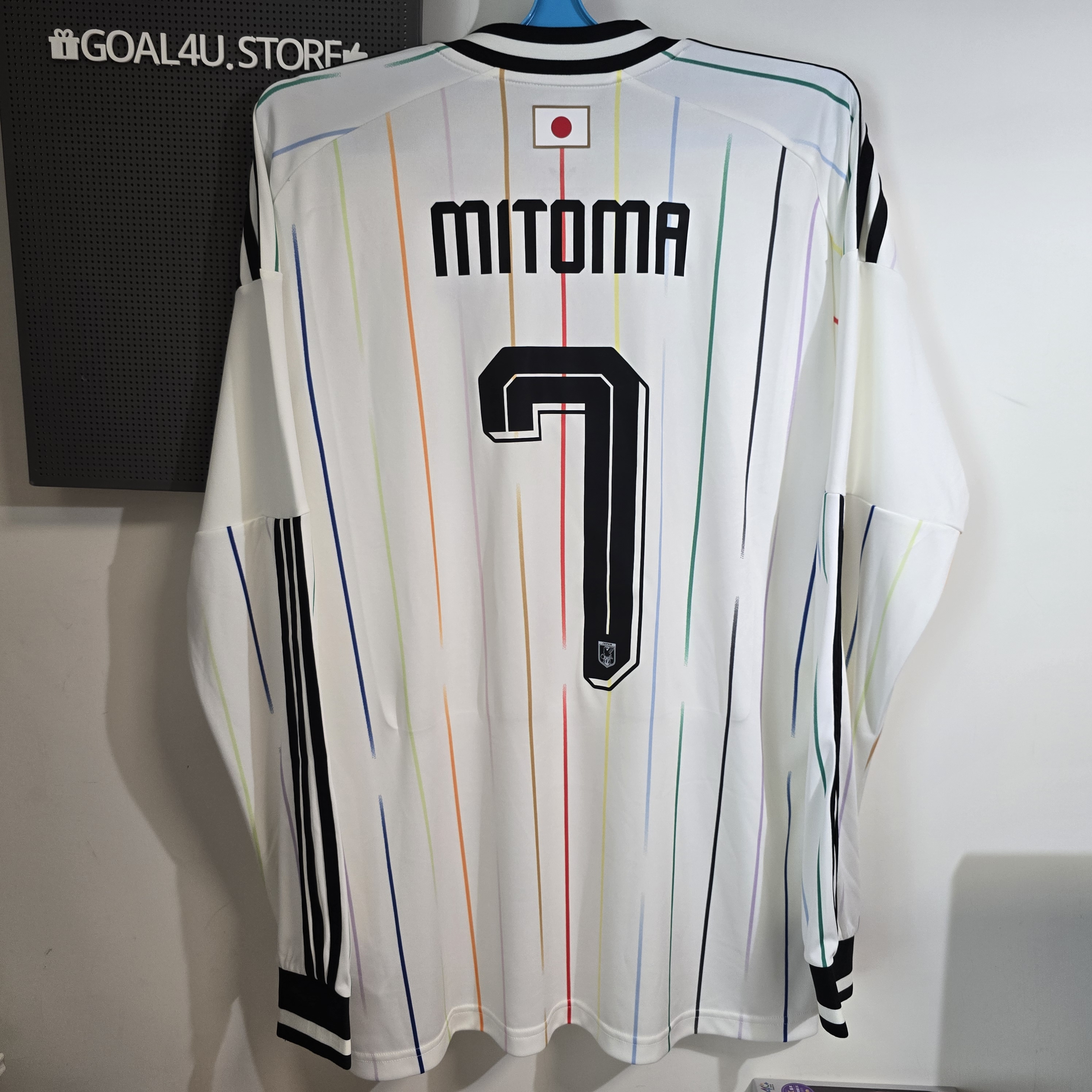Adidas Japan 日本國家隊 2026-27 作客長袖球迷版球衣 (可加印字及臂章) JZ9697