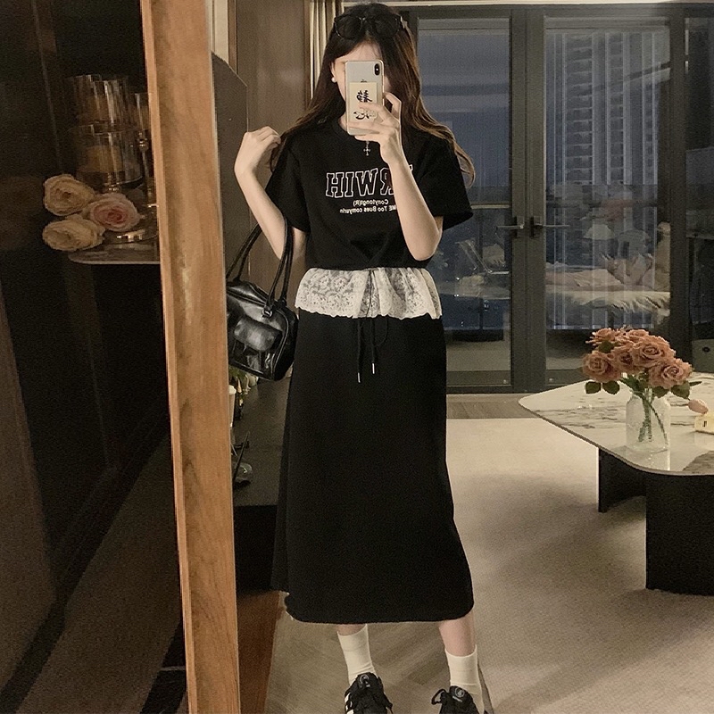 B284(16711+16712) 美式时尚字母短袖拼接下摆蕾丝荷叶上衣与长裙黑绿套装