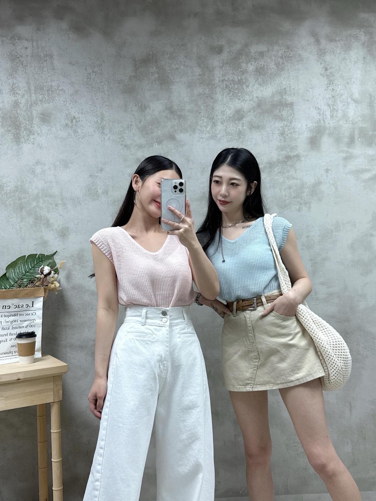 E04 V領側扣線Top