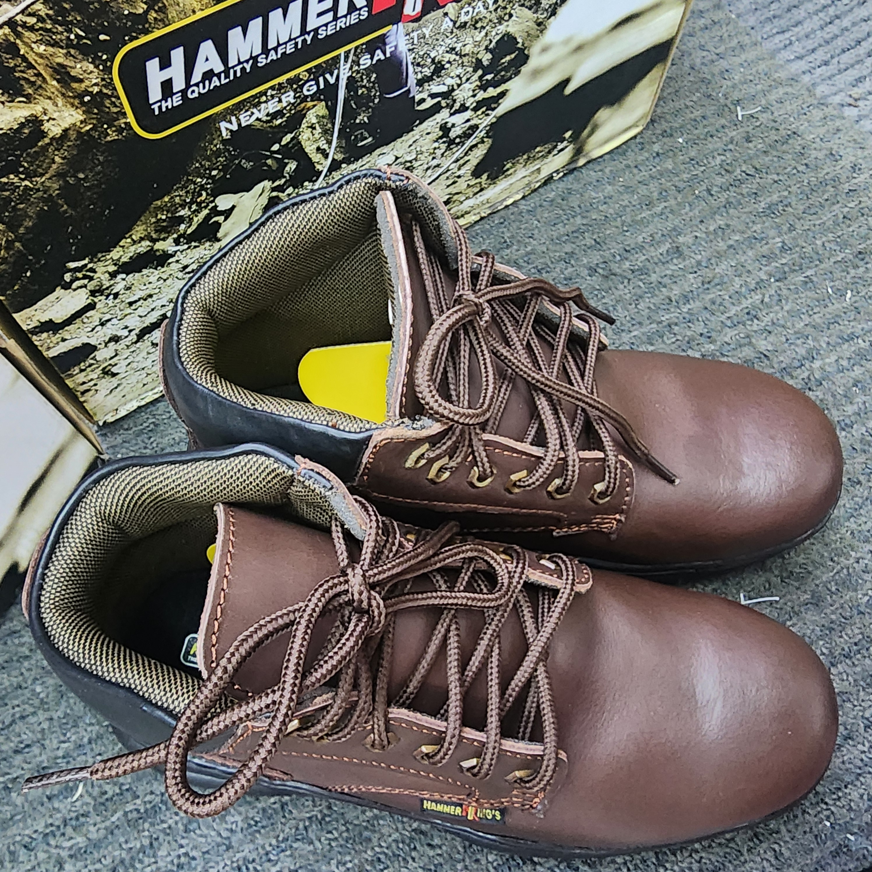 Hammer King Safety Shoes HK 13014 Steel Toe Cap Steel Mid Plate sole SIRIM and DOSH Approved Kasut Keselamatan