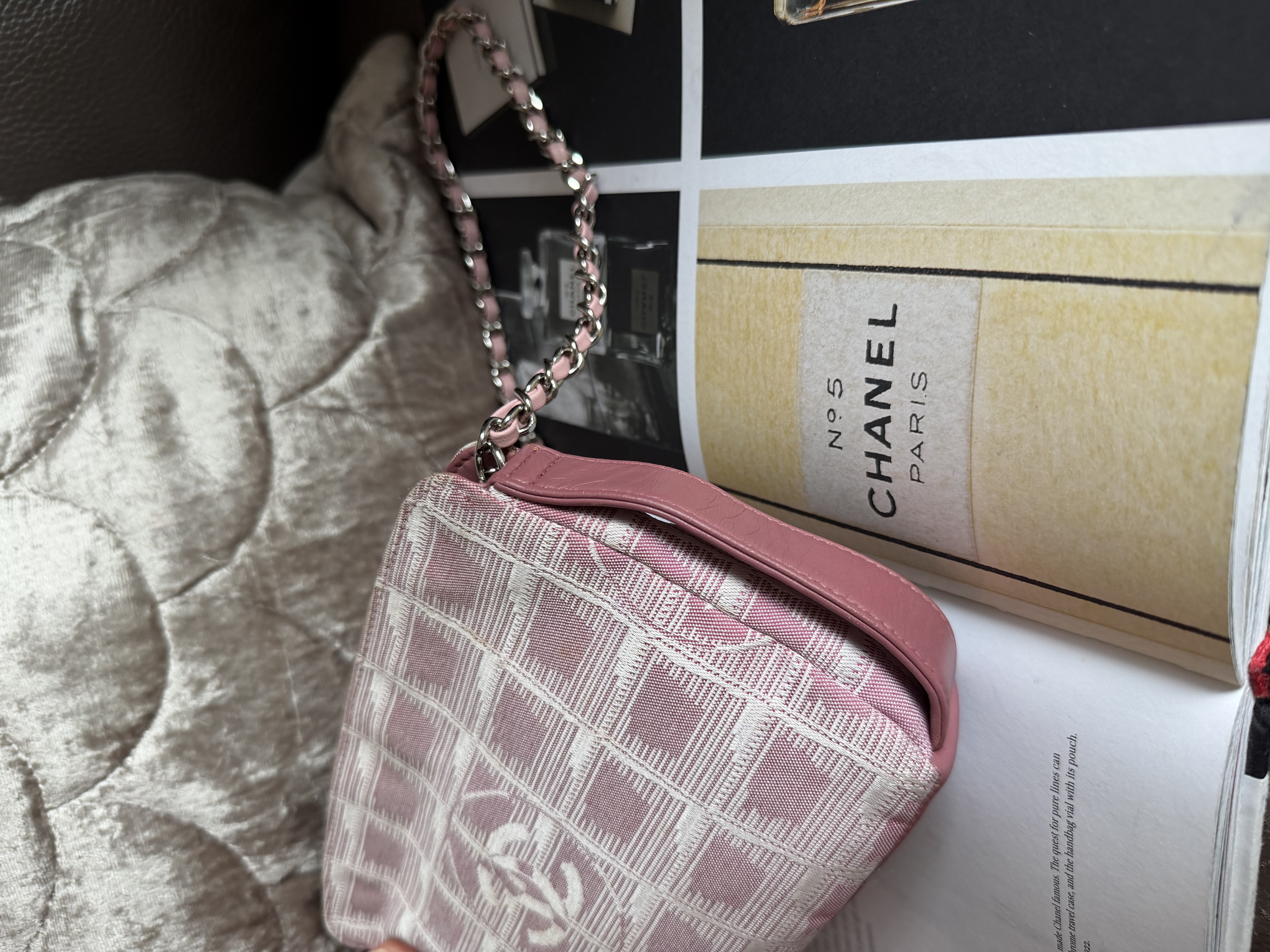 vintage chanel pink vanity bag 