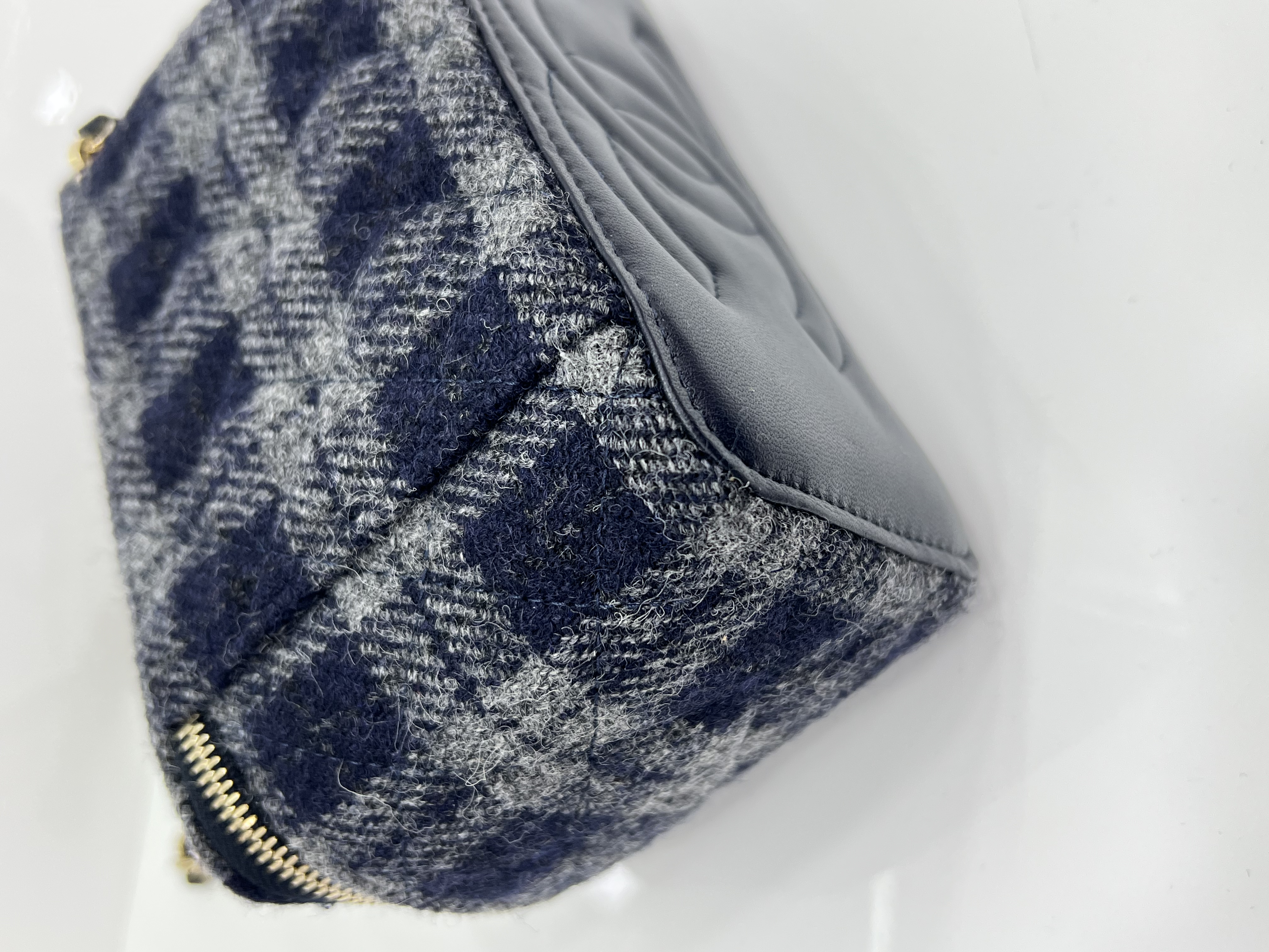 直播貨品 |  [1個-$100 2個-$300］EE82