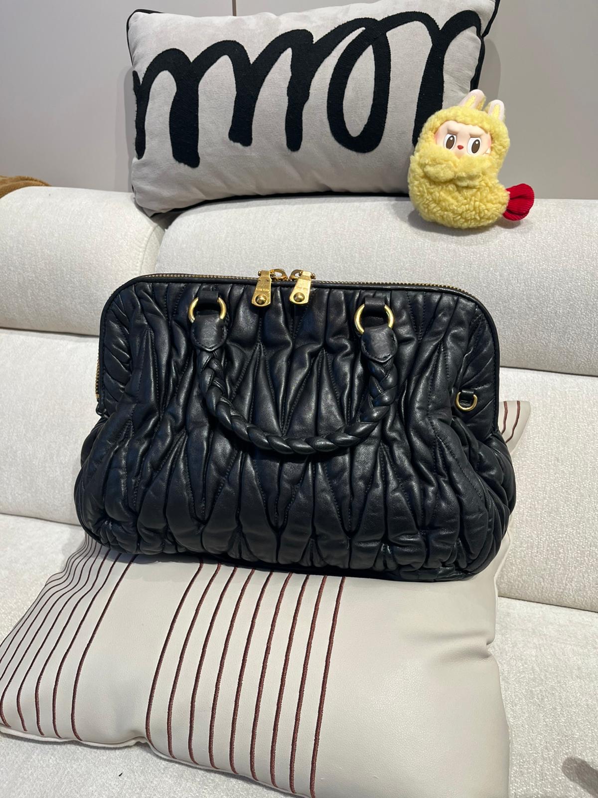 Miu Miu matelasse nappa leather handbag,100%Authentic,95%new ✅塵袋 