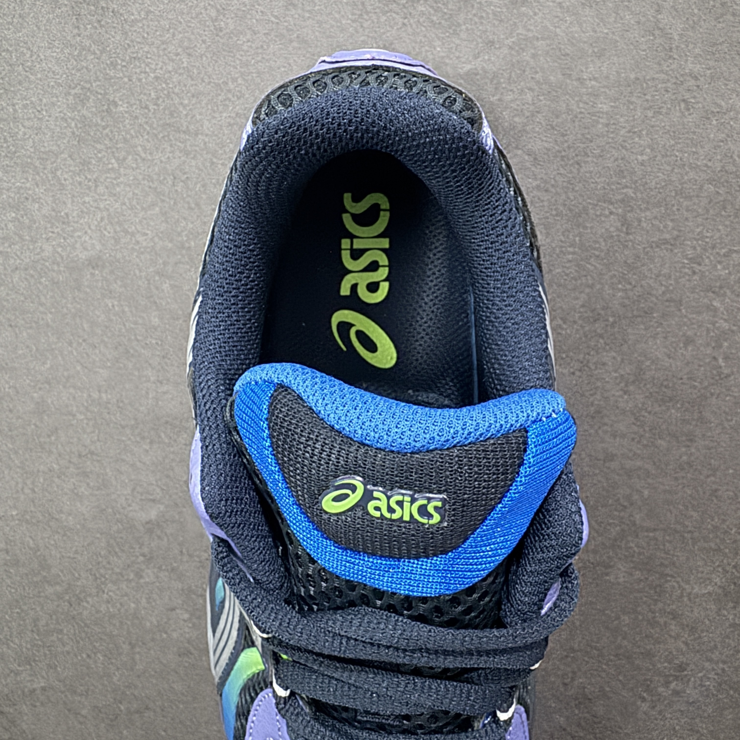 Asics Gel-Sekiran 1203A782-400