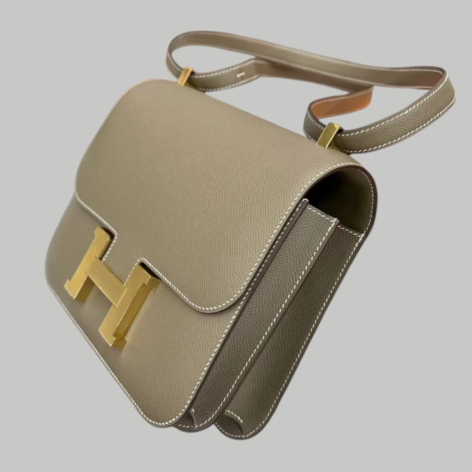 Hermes constance 24大象灰金扣