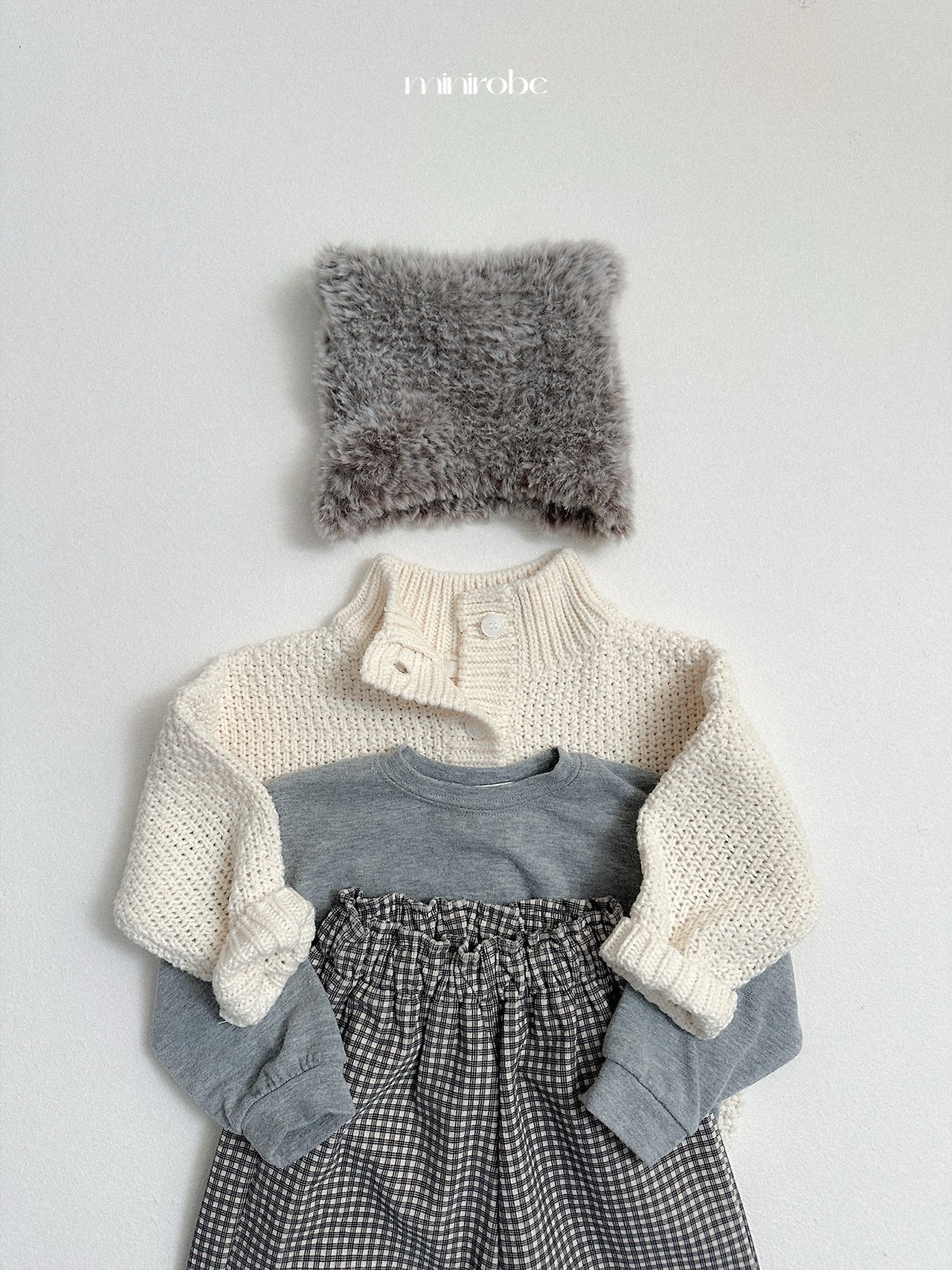 Mnirobe | Waffle High-Neck Cardigan
