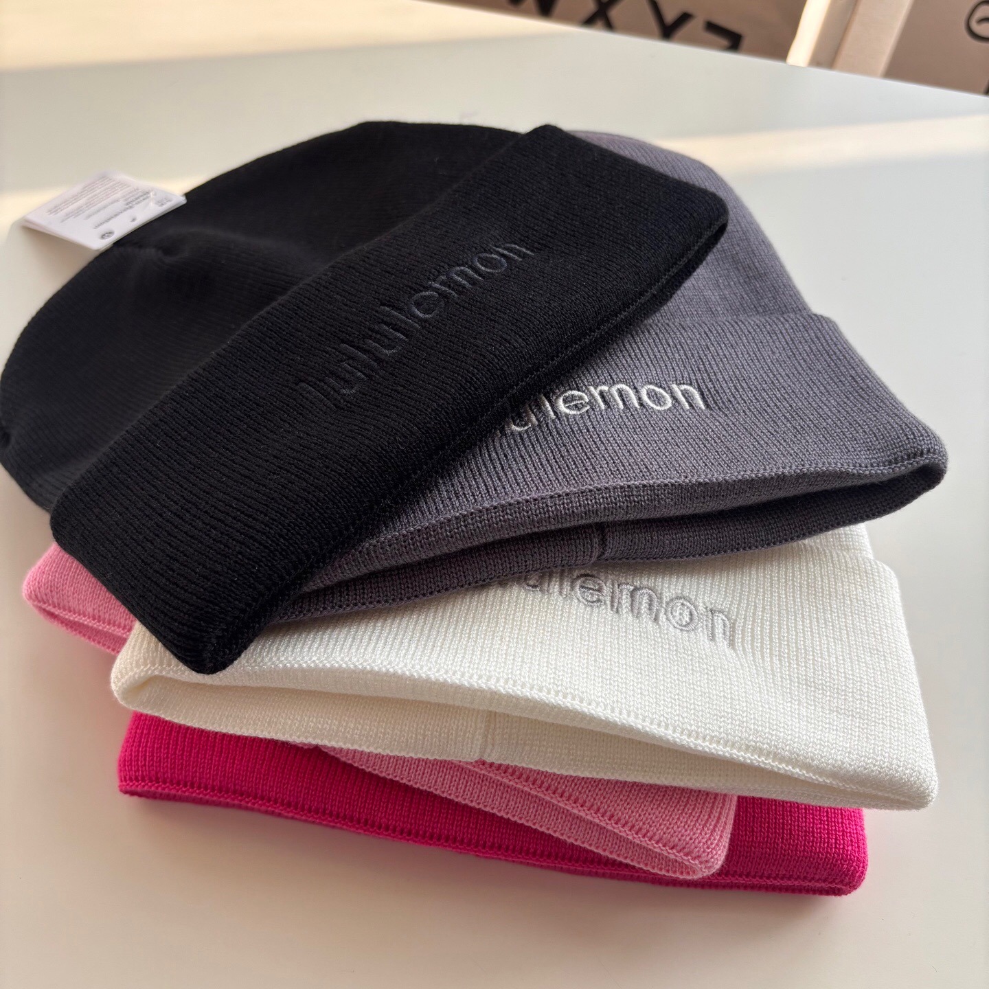 Lululemon Warm Revelation Beanie 針織冷帽