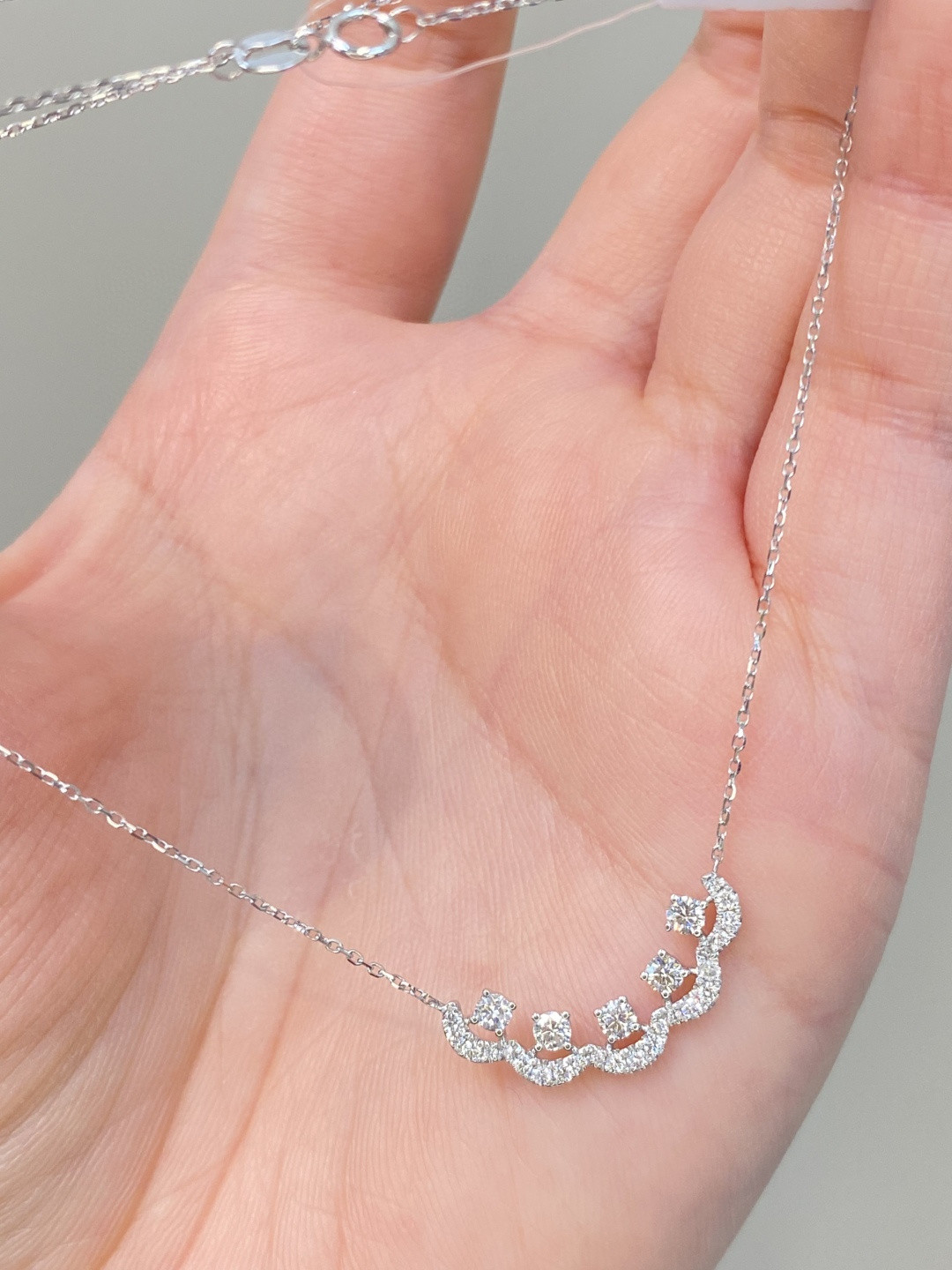 18K Diamond Necklace 