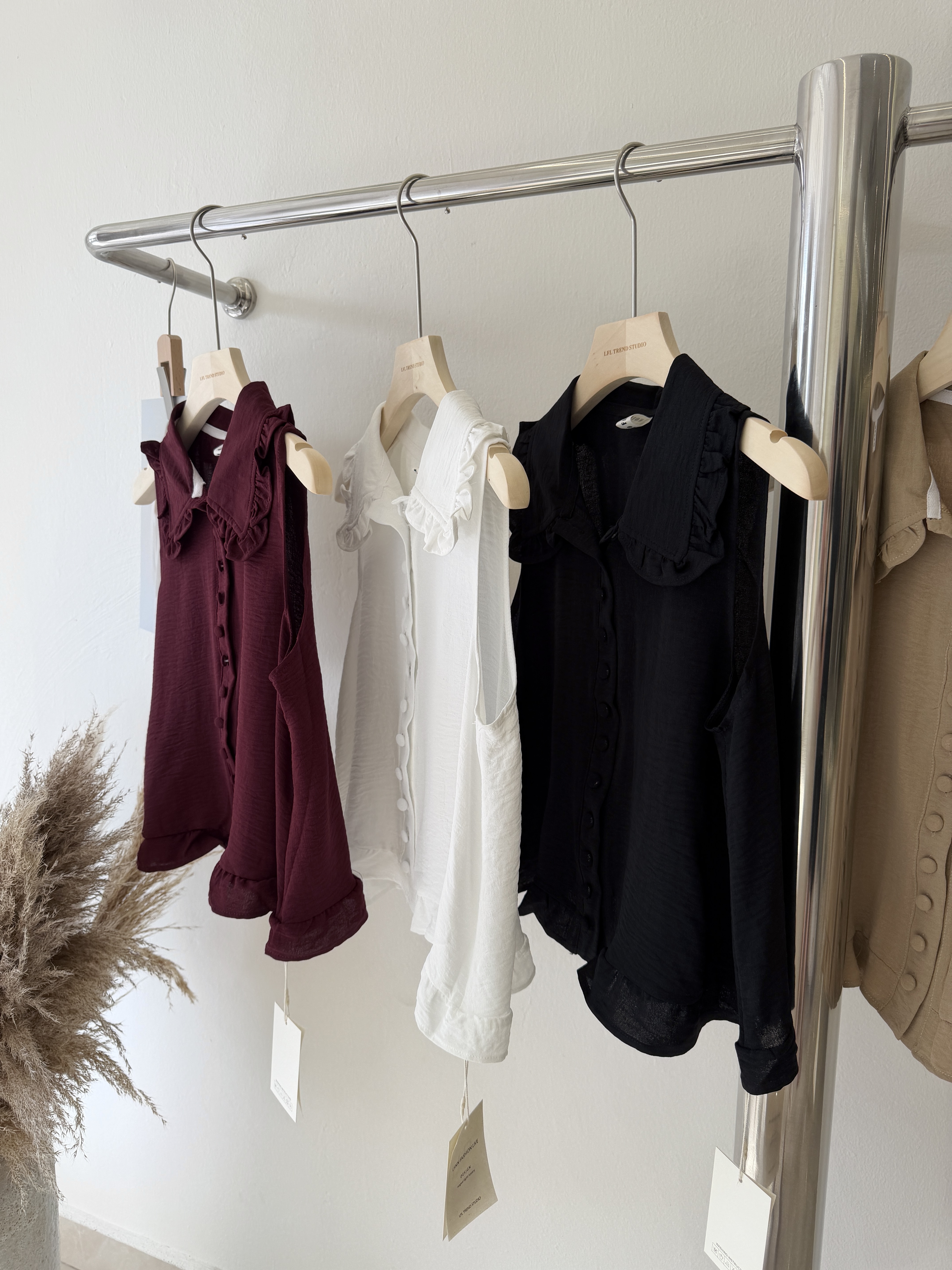 6547 韩系木耳边翻领背心