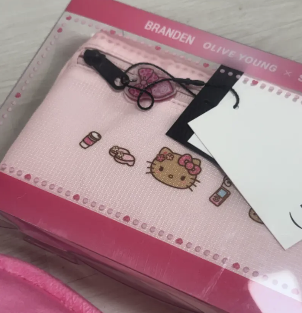 韓國 Branden X Hello Kitty Safe Plus 防盜旅行 銀包 斜揹袋｜ Wallet Bag 