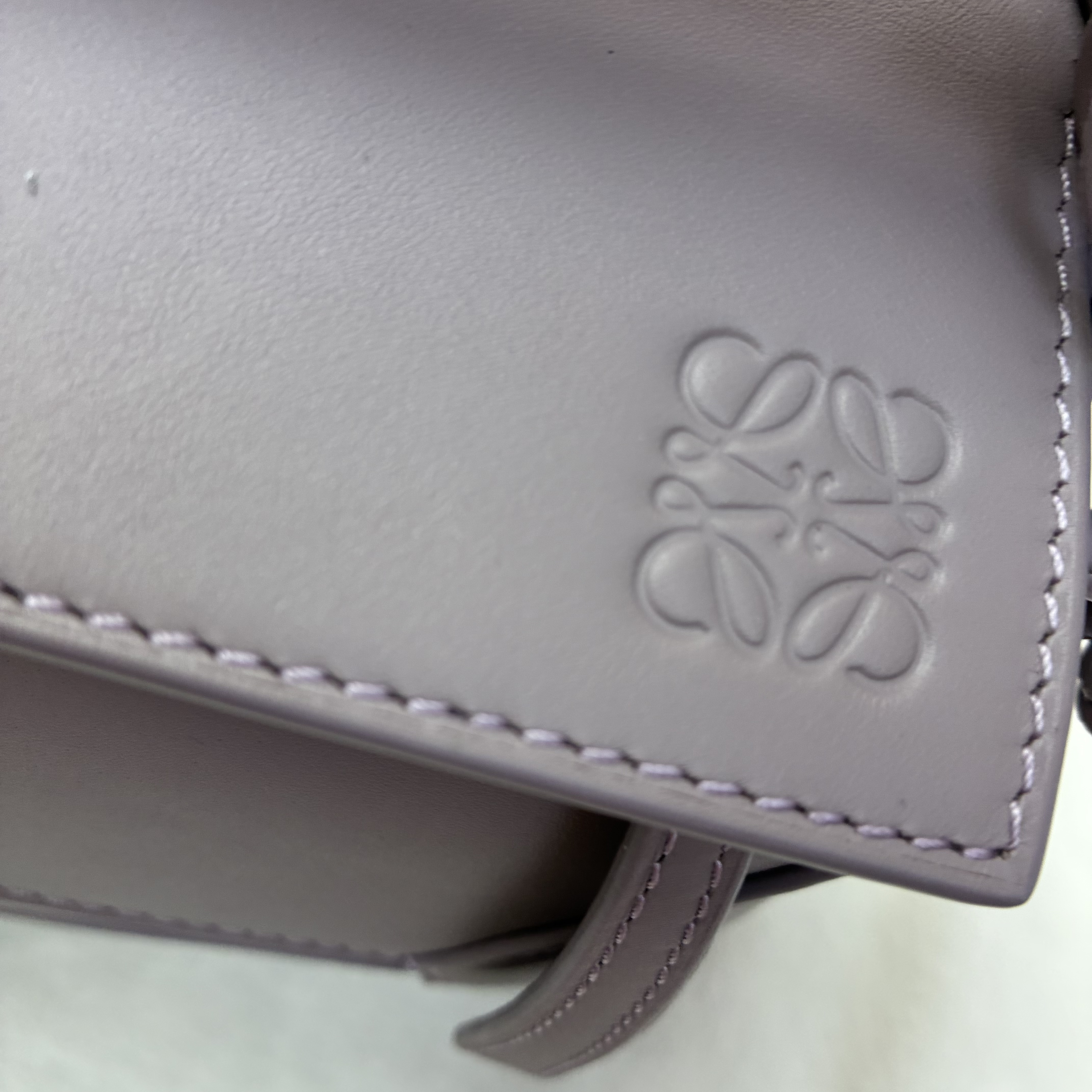 Full set loewe small puzzle 配紫色兔子（兔子吊飾原價6900）