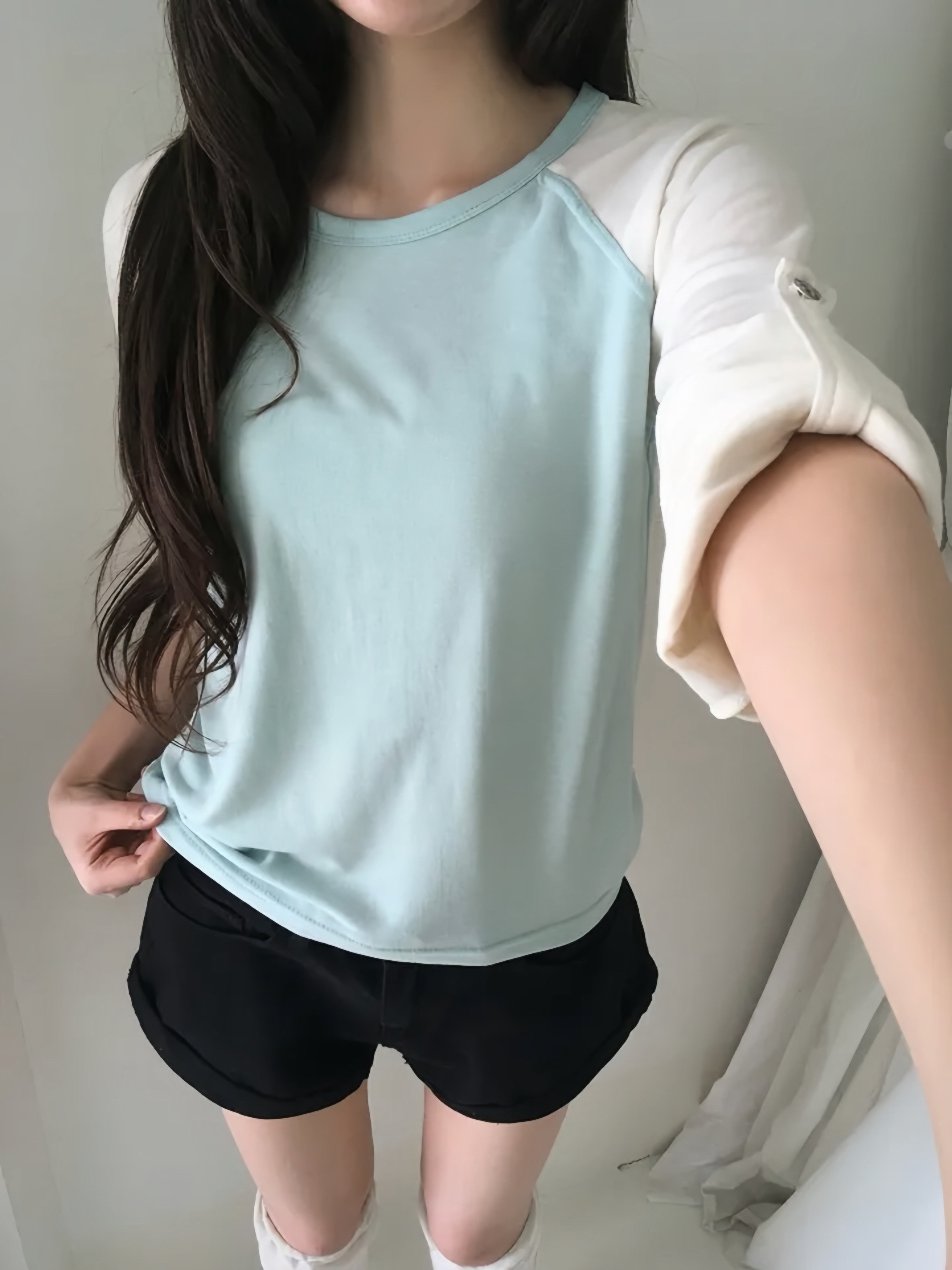 Roll-up Raglan Contrast Top