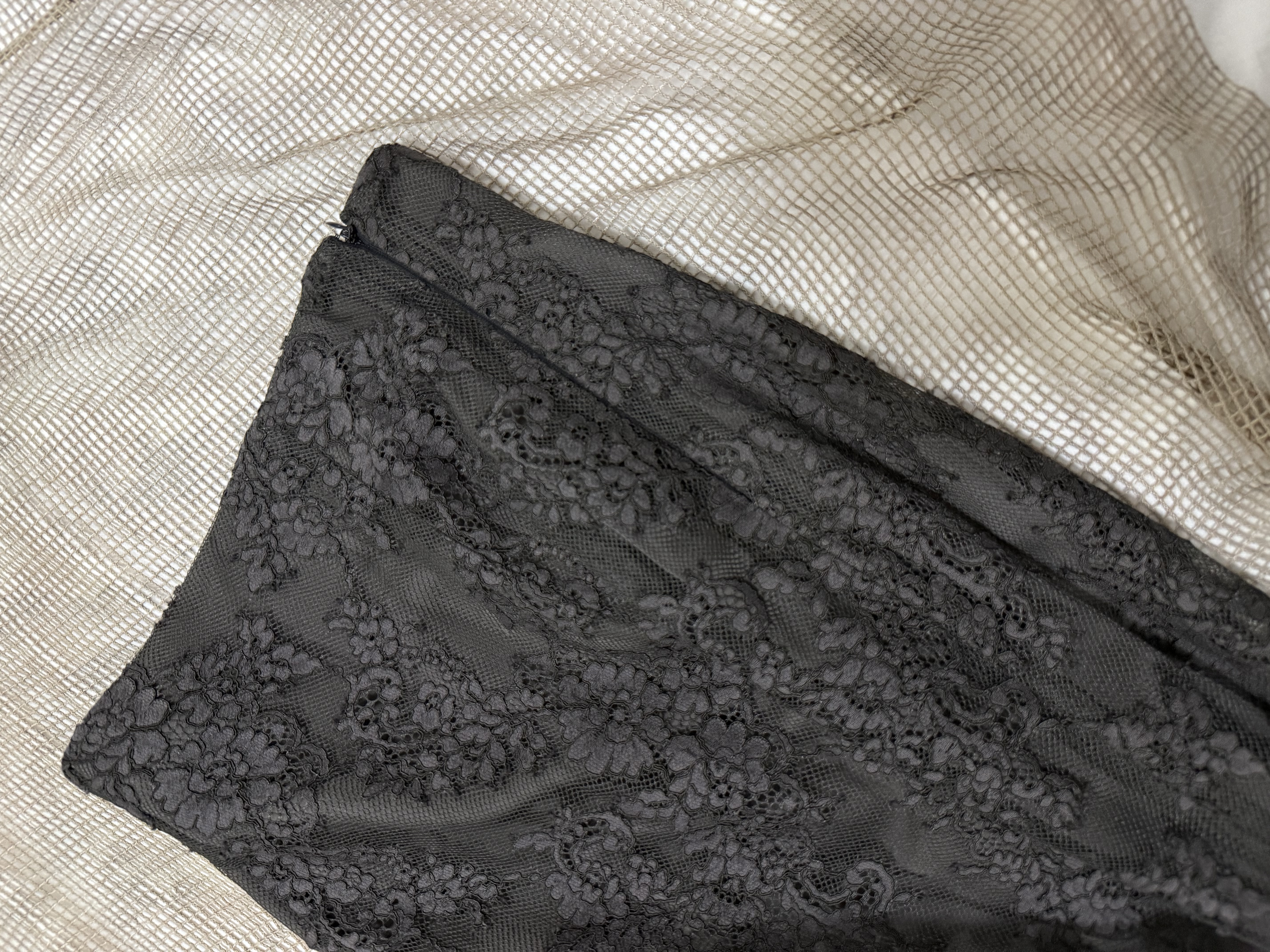 Dark Lace Long Skirt