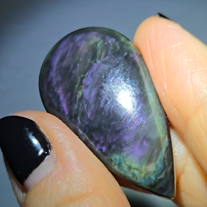 Velvet obsidian cabochon from Mexico - OB15