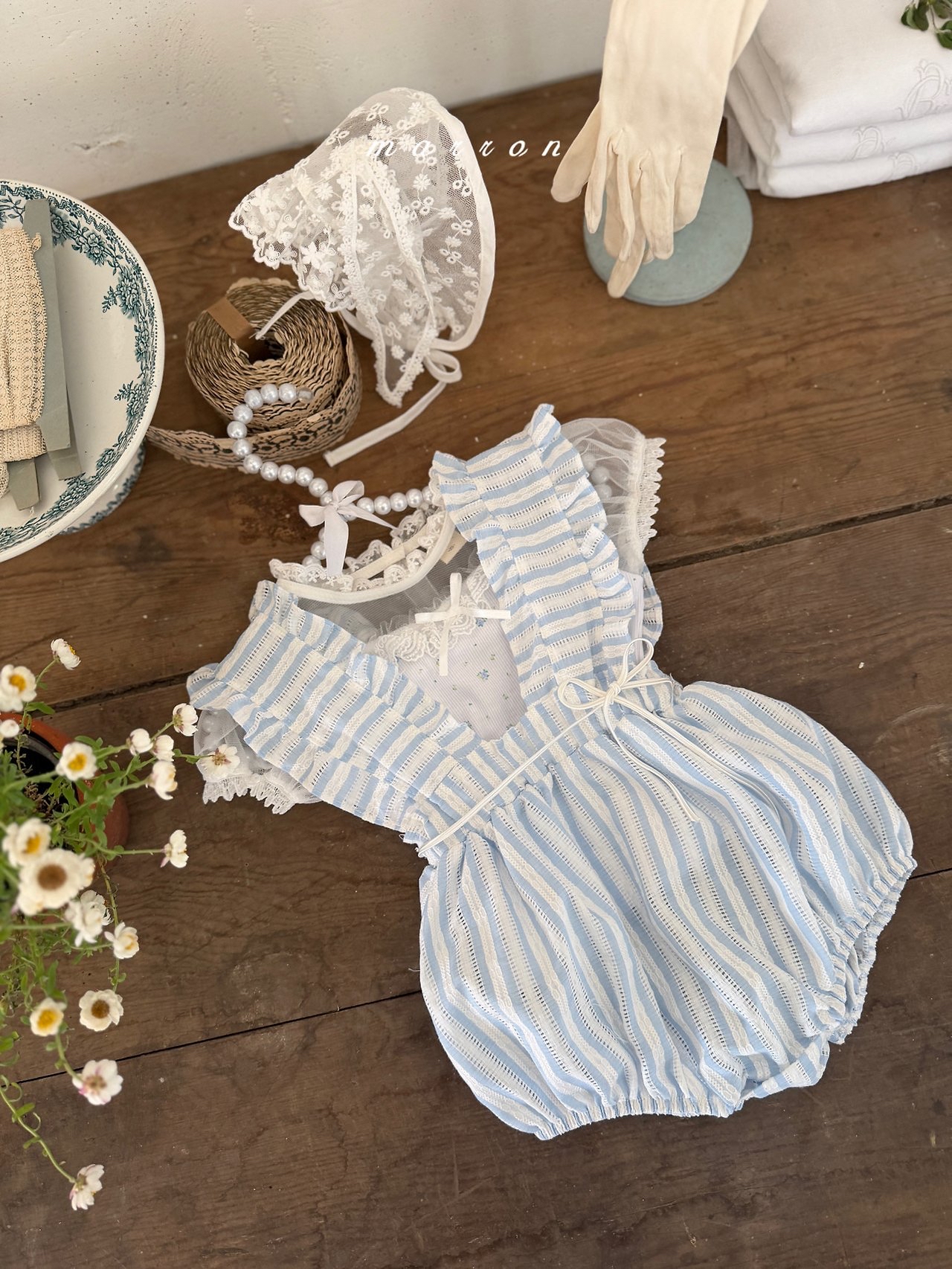 ☀️預訂 韓國直送☀️🇰🇷Marron兩色蕾絲提花荷葉邊吊帶包屁衣